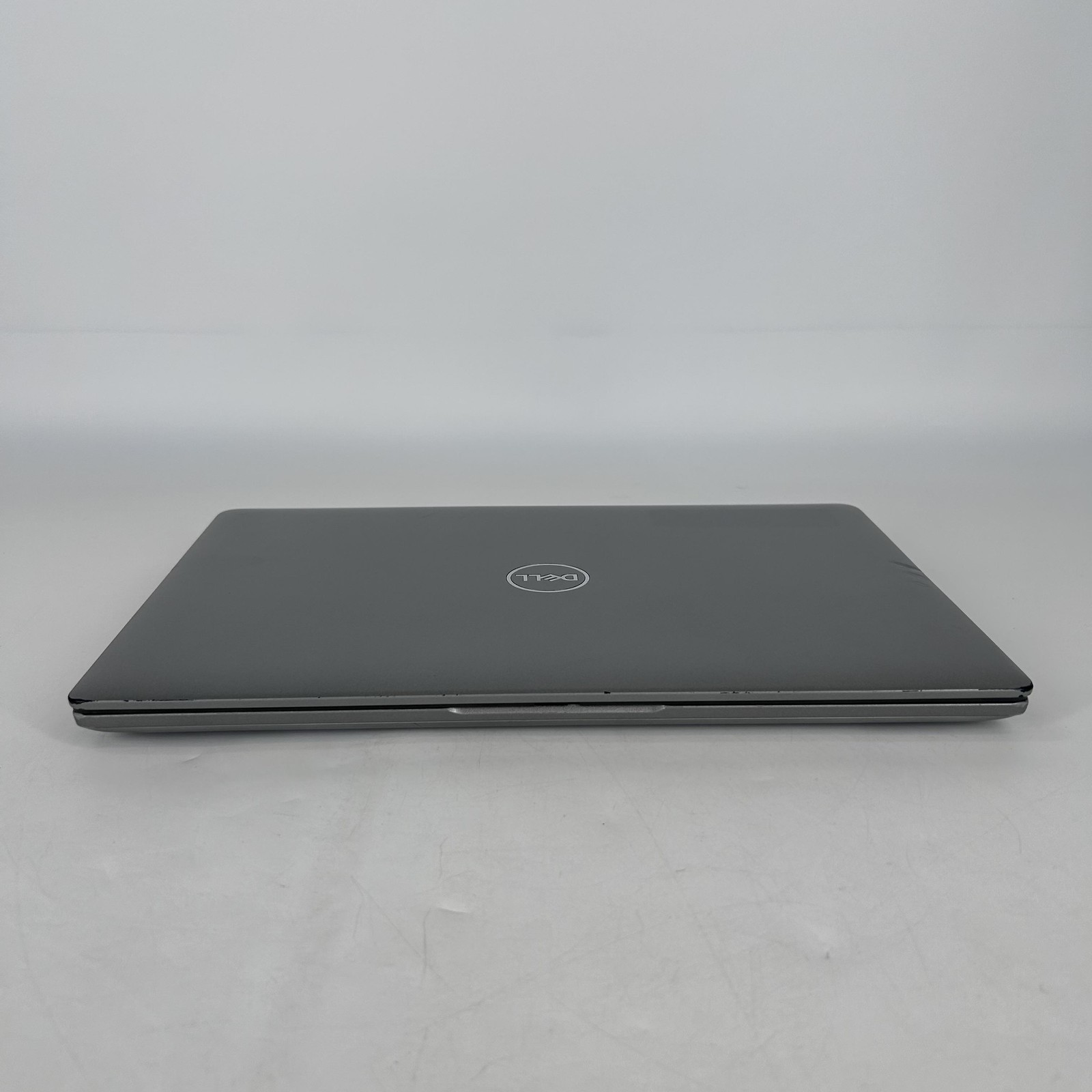Dell Latitude 5440 14 Gray FHD 1.8 GHz i7-1365U 16GB 512GB SSD Good