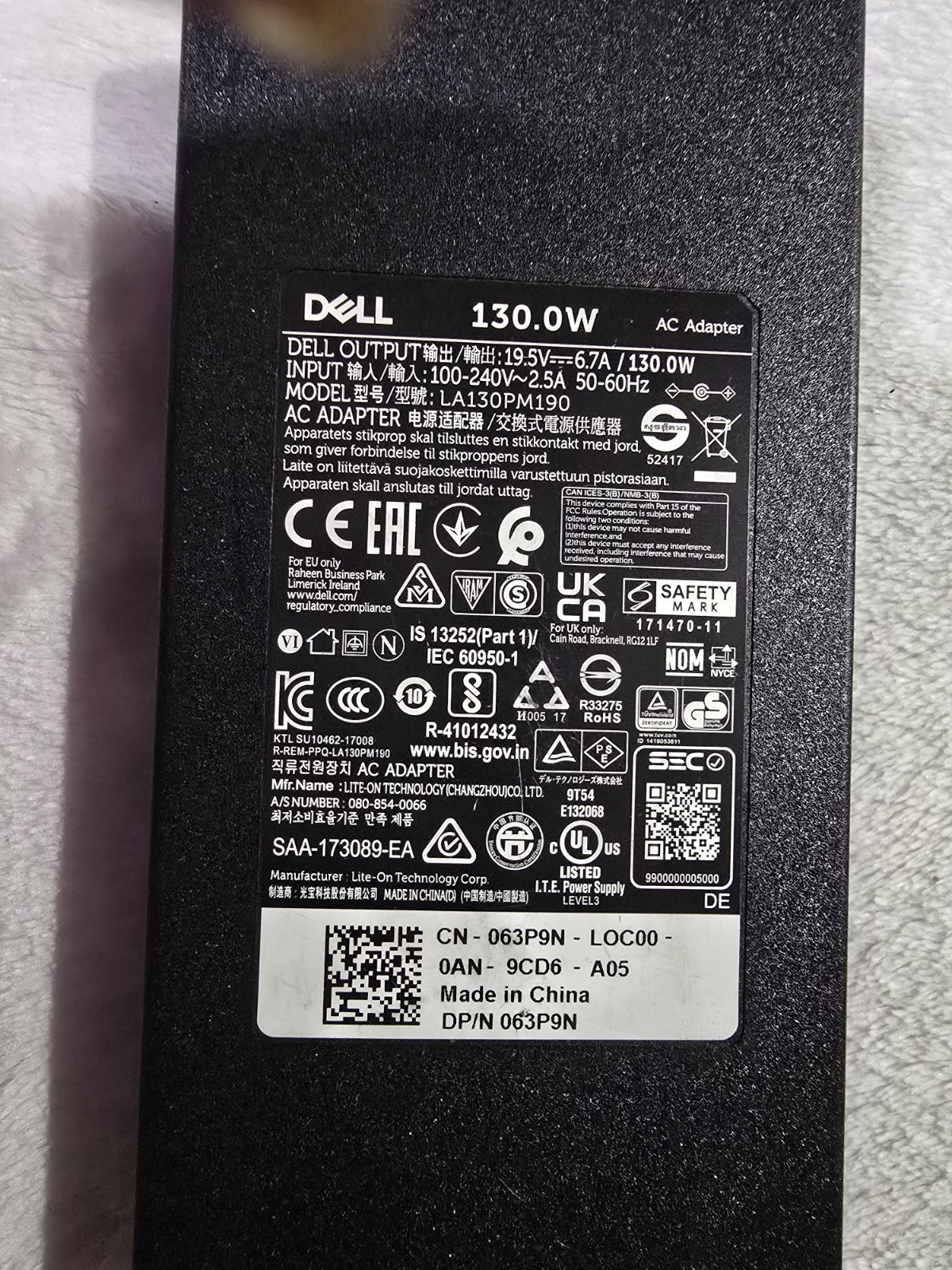 Dell Latitude 3580 Laptop Computer Model P79G BLACK with Storage Carrying Case