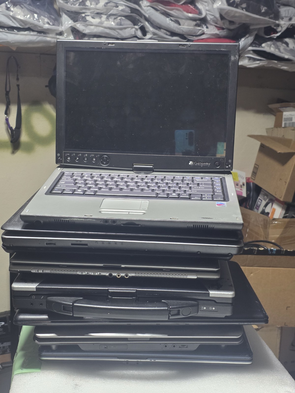 Lot of 8 Laptops for Parts / Not Working – Toshiba, Sony, Acer, Gateway, Panason