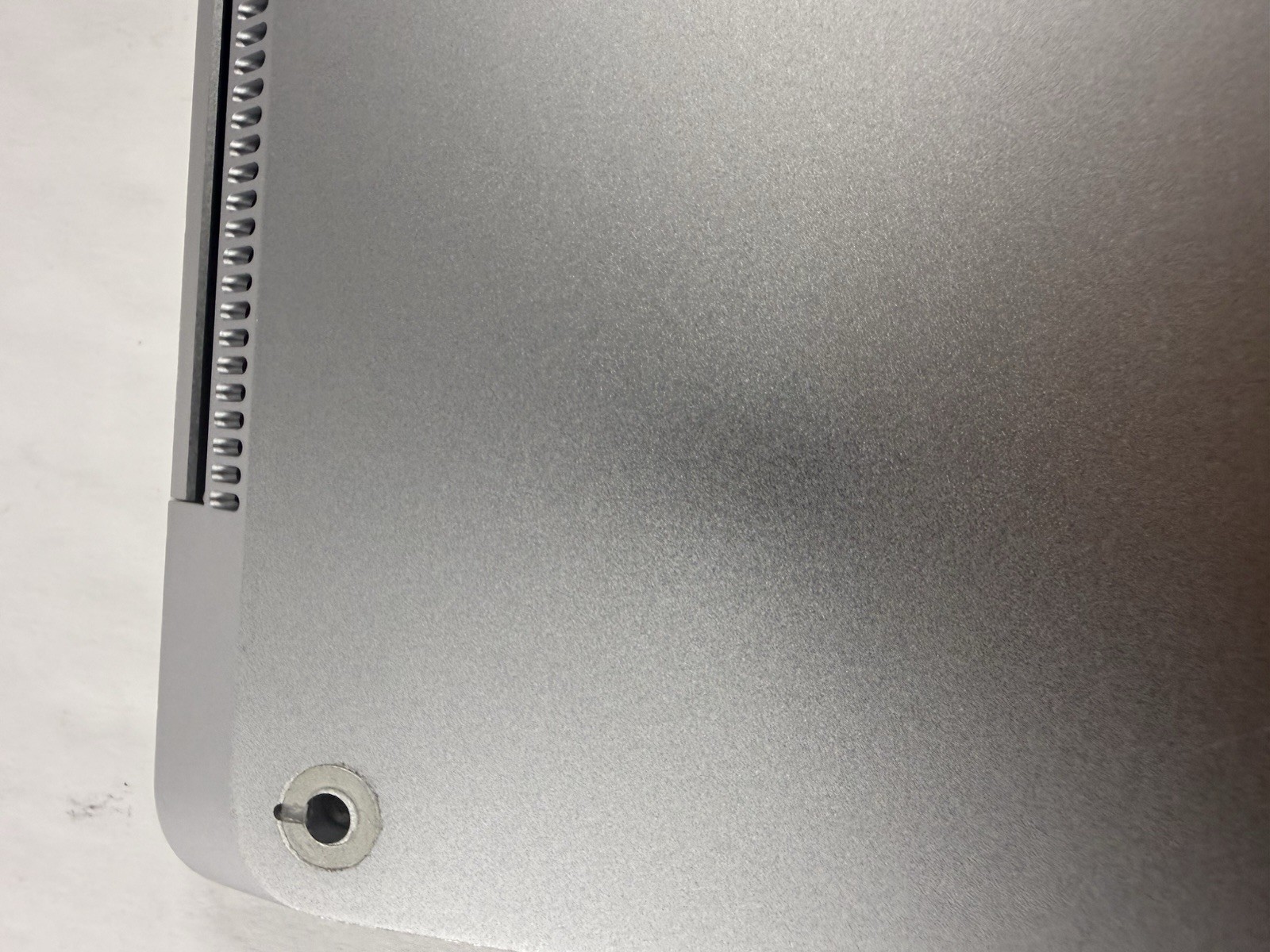 Microsoft Surface Laptop 5 13.5” 1950 Intel Core i7-1265U 16GB RAM 512GB NVME