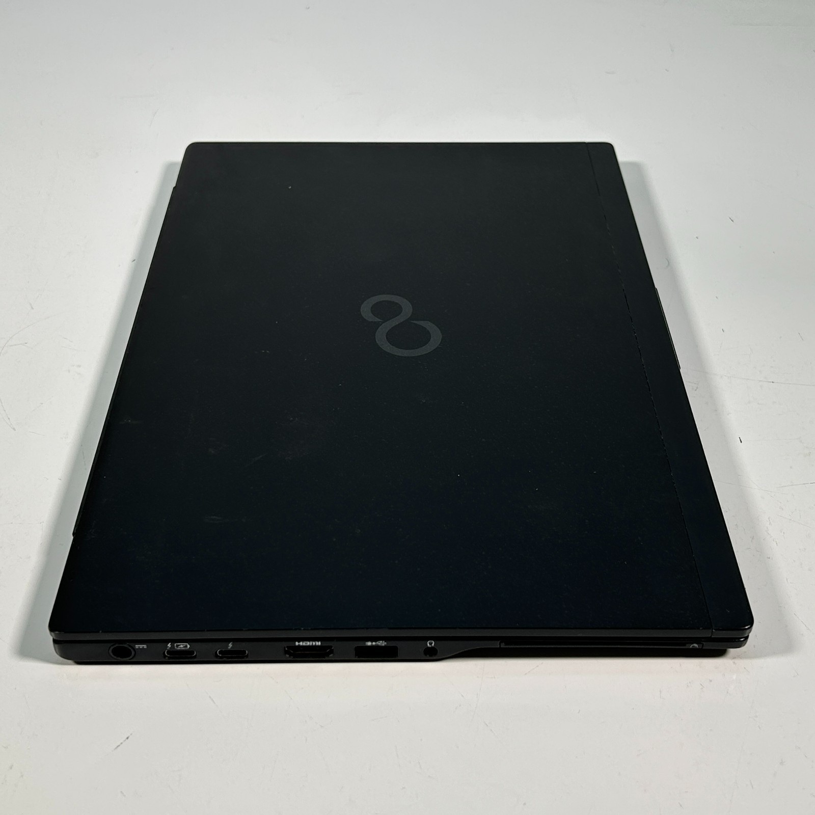 Fujitsu Lifebook U939 Intel Core i5-8265U 1.6GHz 16GB RAM 256GB NVMe No OS Used