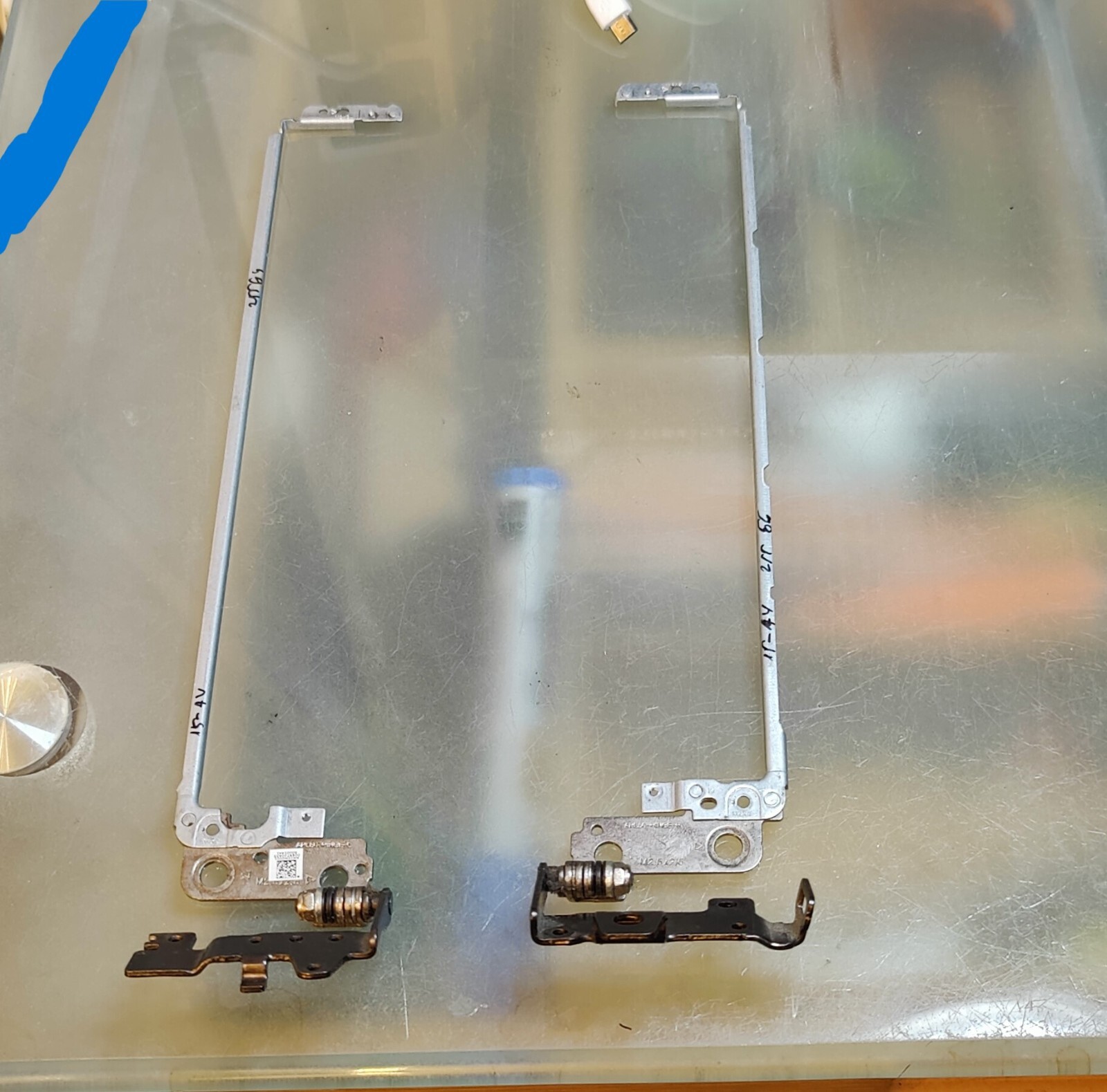 HP 15-AY 250 G4 255 G4 15-AC 15-AR HINGES CERNIERE AM1EM000200 AM1EM000100