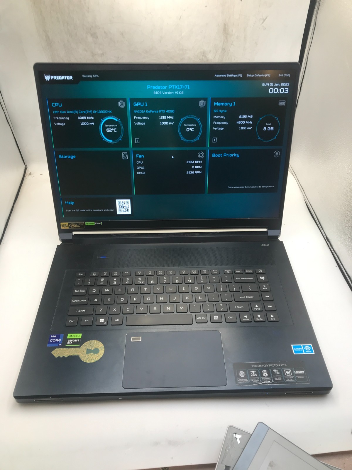 Acer Predator Triton 17X PTX17-71 17″ Intel i9-13900HX 8GB RAM RTX 4090 READ