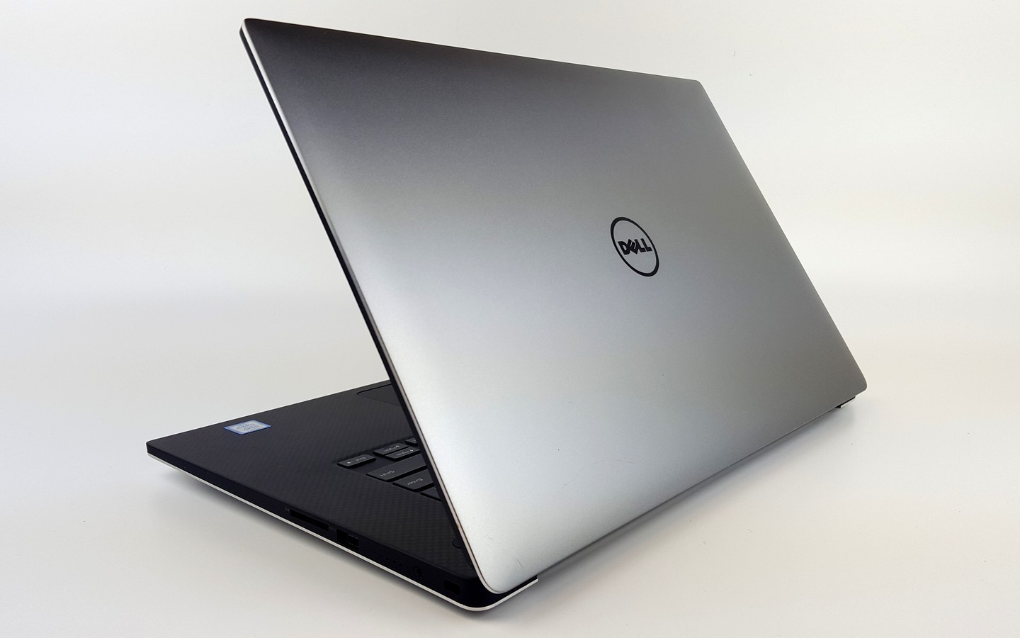 Dell Precision 5510 15.6″ 4K E3-1505M v5 16GB RAM 256GB SSD M1000M Touch W11 Pro
