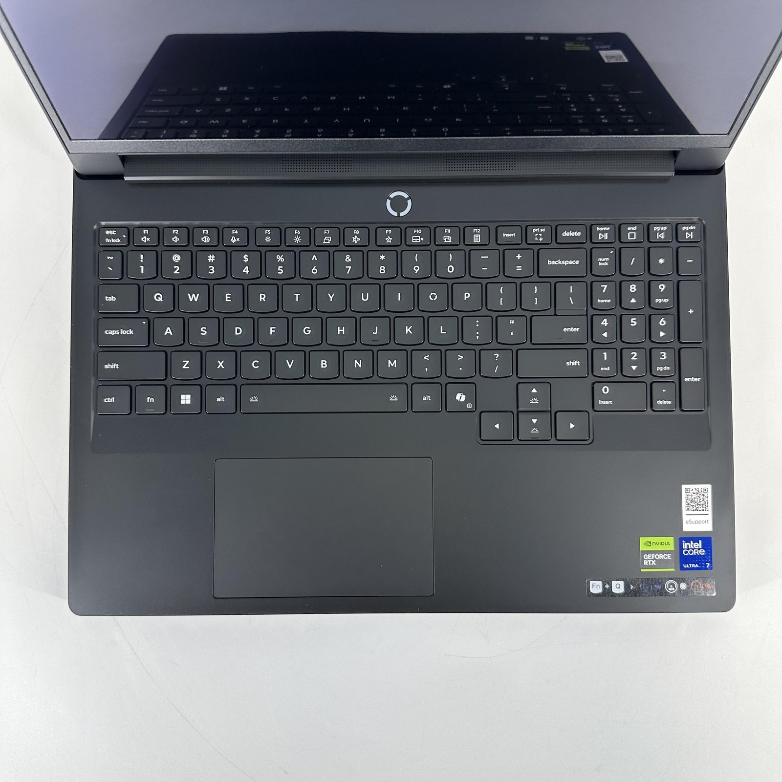 Lenovo Legion Pro 7i Gen 10 16 240Hz QHD Ultra 7 255HX 32GB 2TB RTX 5070 Ti