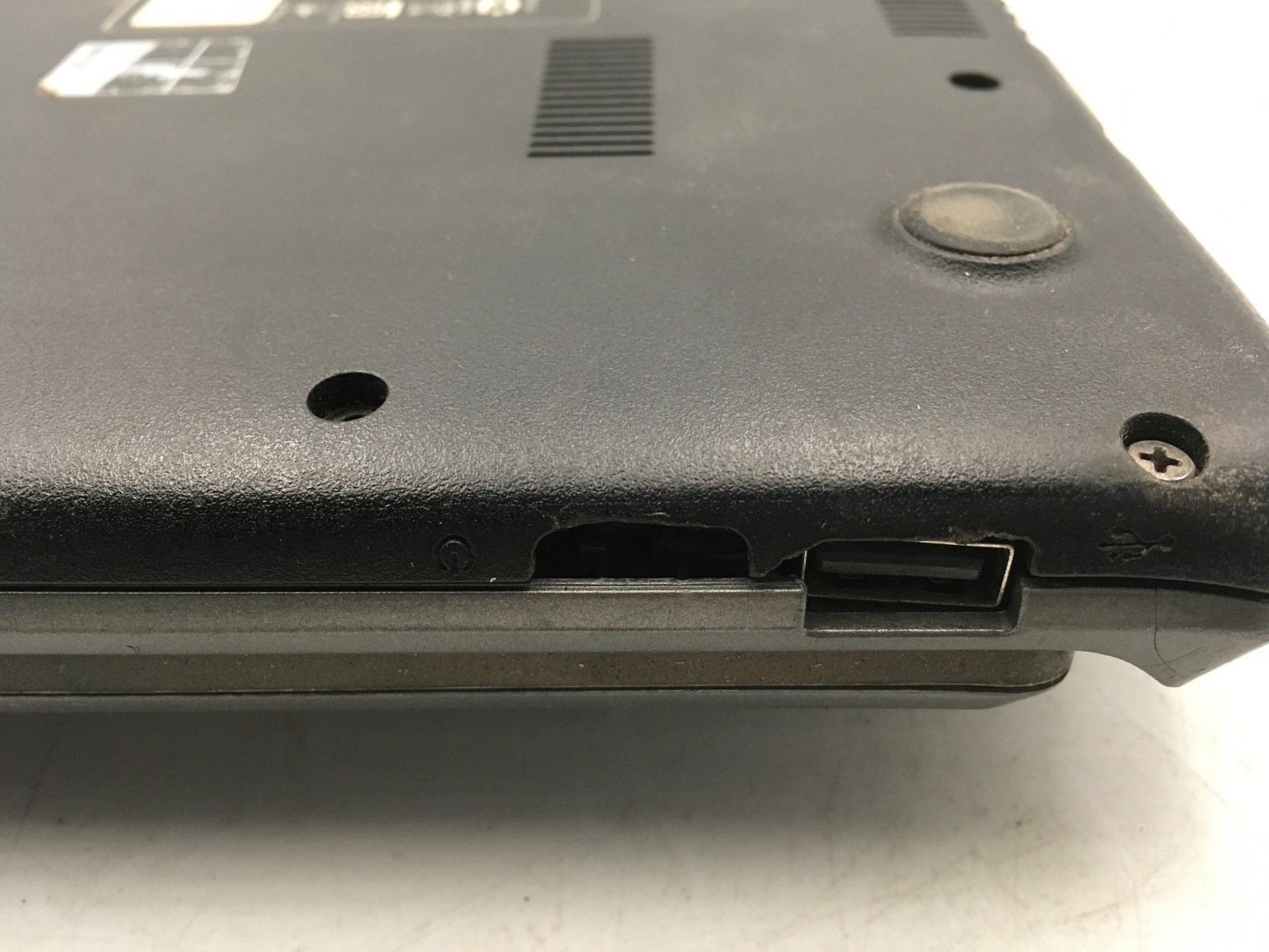 ACER ASPIRE V5 ZRK -FOR PARTS/REPAIR- INTEL I5 3RD GEN – NO RAM – NO OS -READ-BB