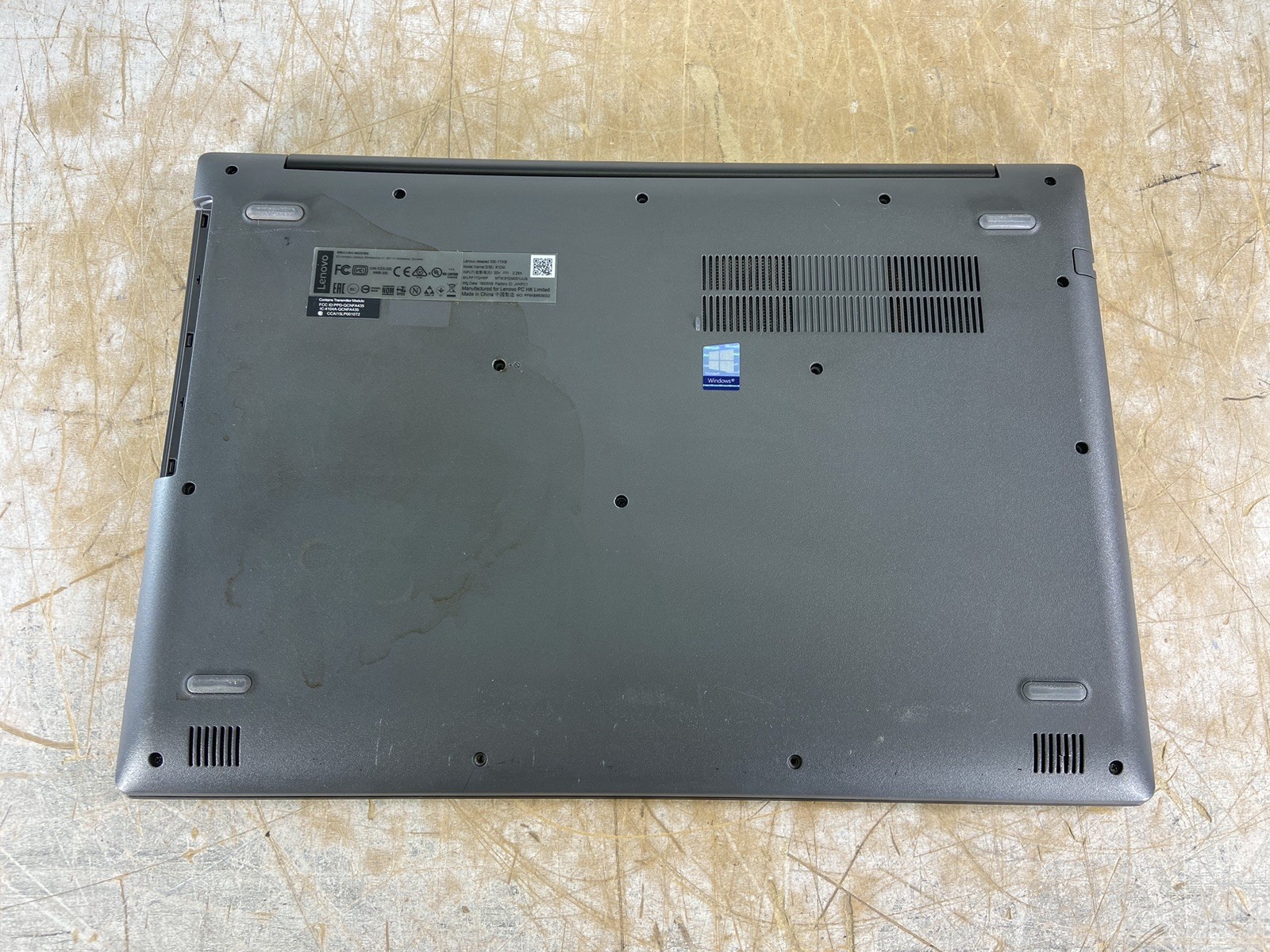 LENOVO IDEAPAD 330-17IKB i5-8250U @ 1.60GHz, 8GB RAM, NO HDD/OS
