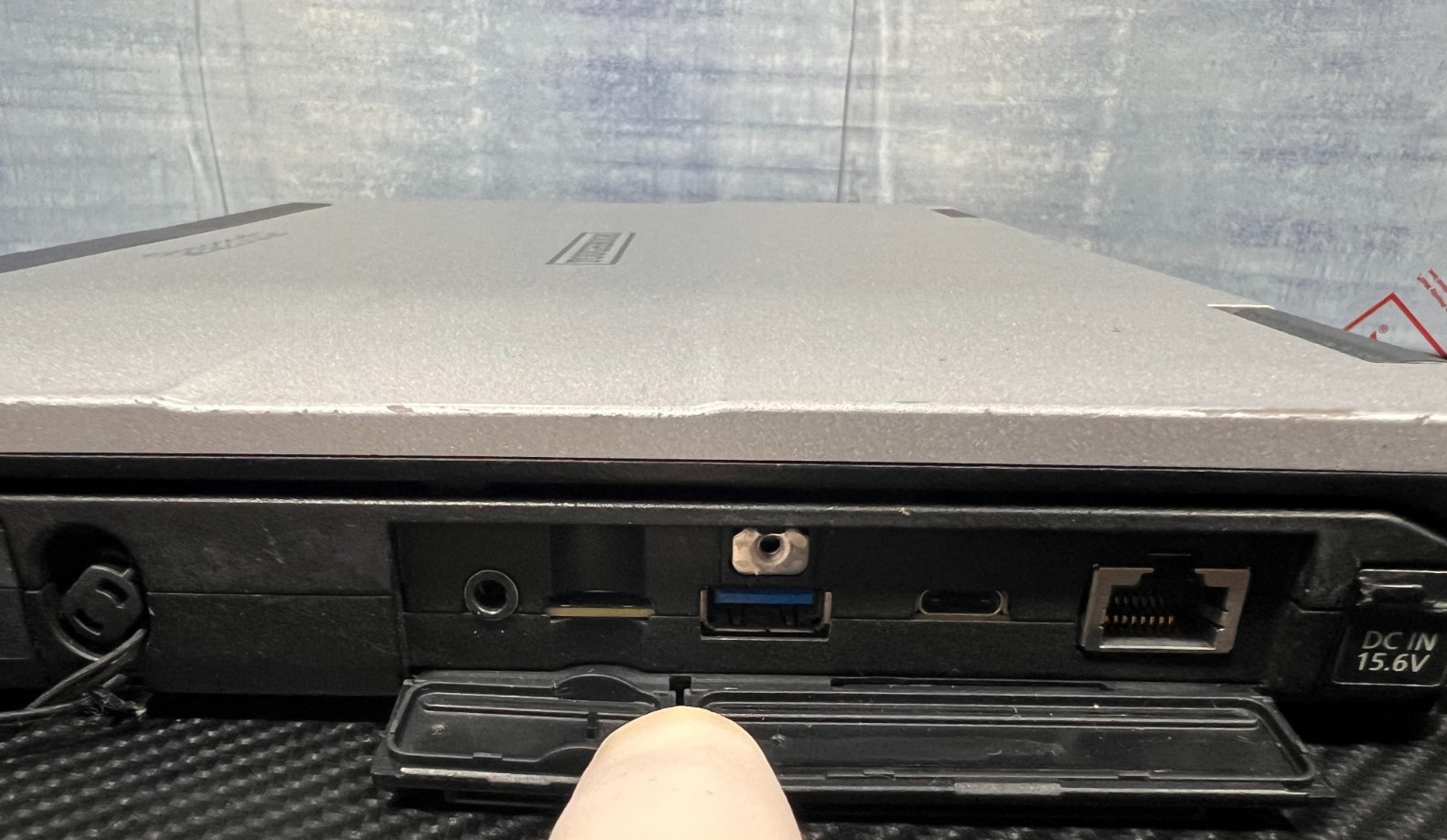 Panasonic Toughbook FZ-55FZ-14VM i7-1185G7,16GB,256GB(NVMe),Iris Xe video,490Hrs