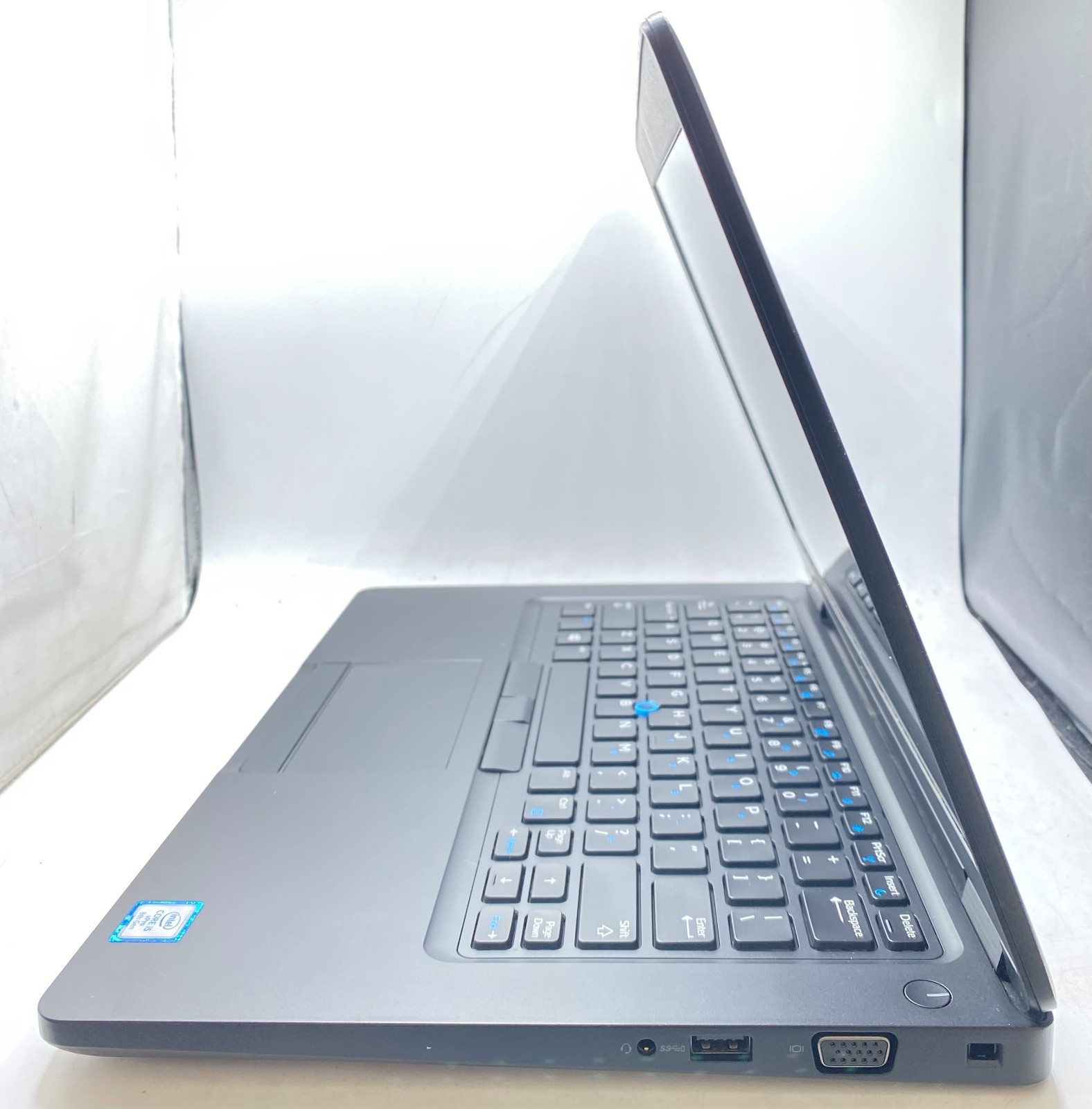 Dell Latitude 5490 14″ Touch Intel Core i7-8650U 1.90GHz 16GB RAM 512GB SSD