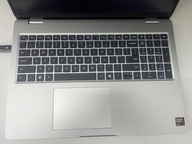 Dell Pro 16 Config1 – AMD Ryzen AI 7 PRO 350