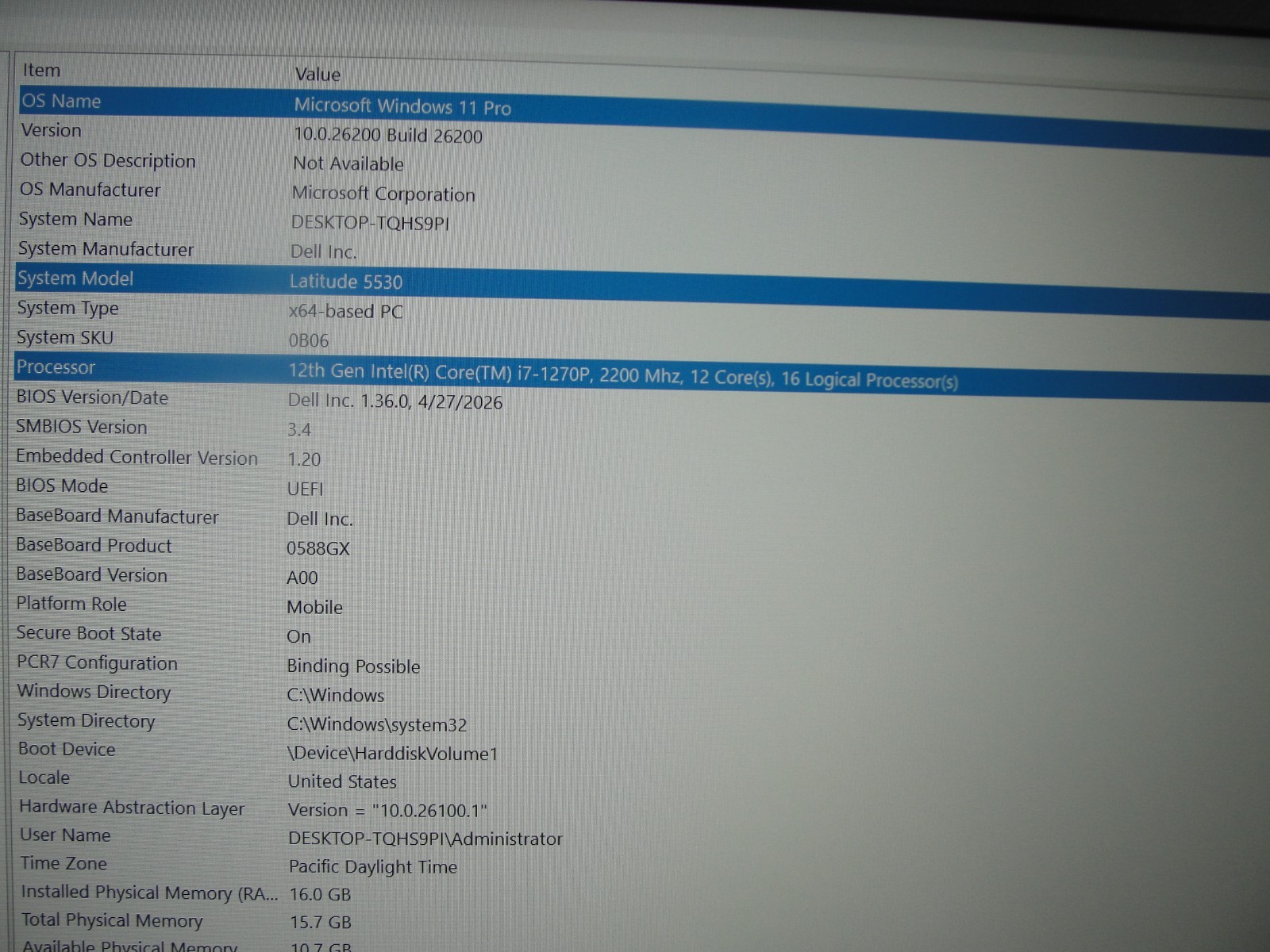 Dell Latitude 5530 15.6″FHD Intel Core i7-1270P 2.2GHz 16GB RAM 512GB SSD +PA