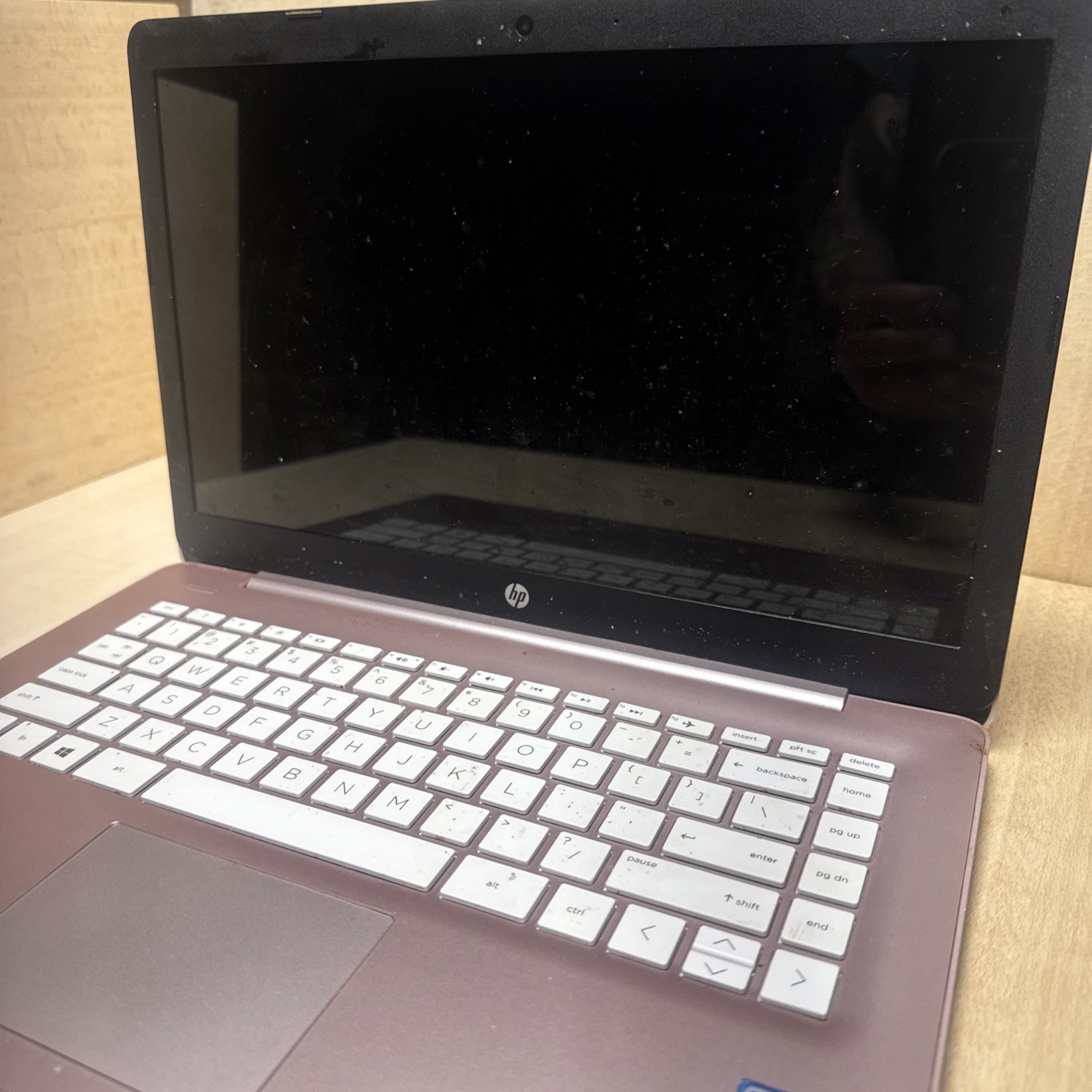UNTESTED HP Stream 14-cb172wm Intel Celeron N4020 1.1 GHz 8GBRAM 64GB SOLD AS IS