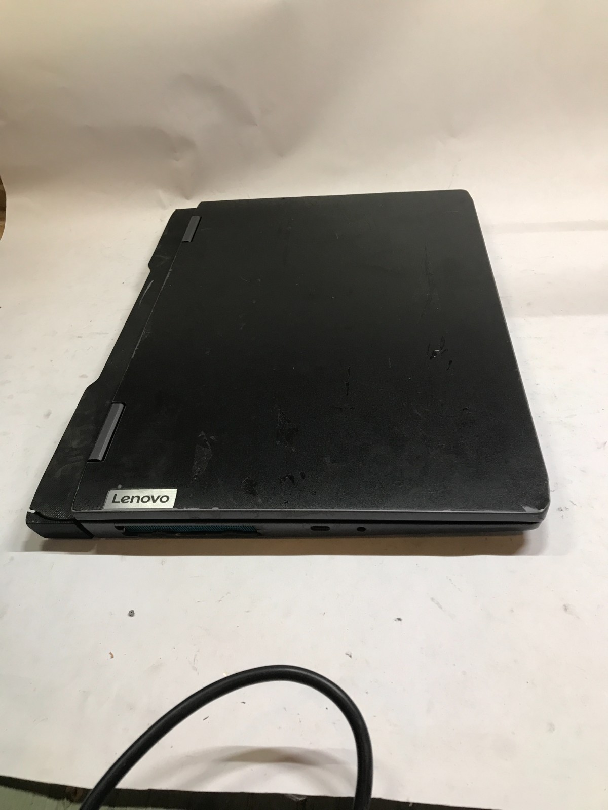 Lenovo LOQ 15IRH8 15″ Intel Core i5-13420H NO RAM NO SSD RTX 3050 For Parts