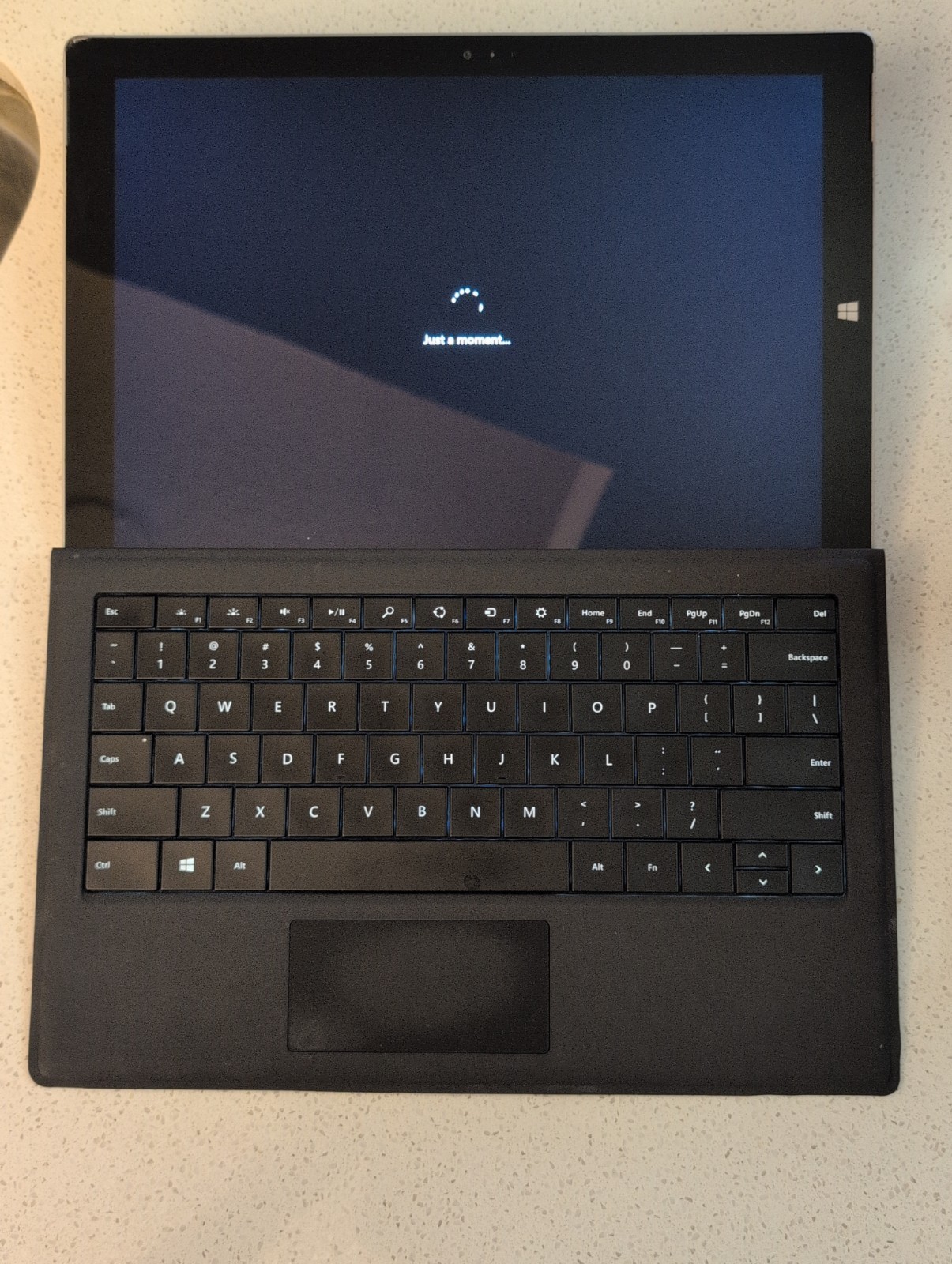 Microsoft Surface Pro 3 – 64GB – Windows 11 – FAIR