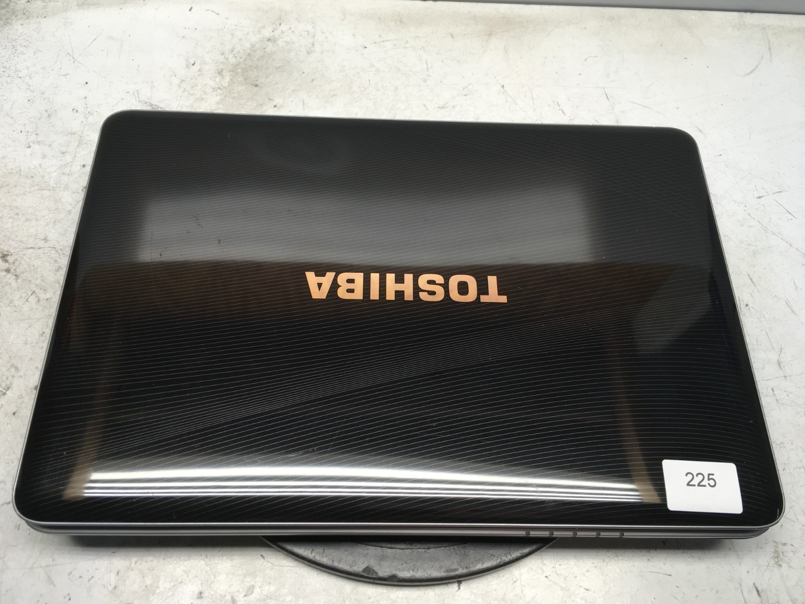 Toshiba Satellite A505-S6980 Intel Core 2 Duo T6600 2.2GHz 4 GB NO HDD