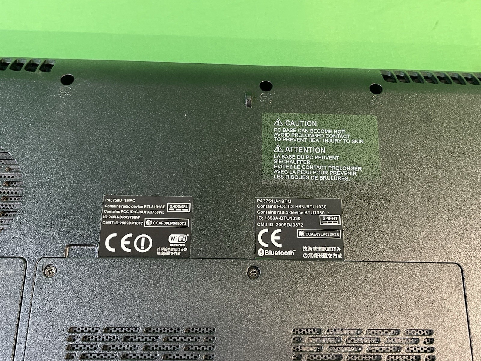 Toshiba Qosmio X505-Q896 Gaming | i7-740QM | 4GB DDR3 | 500GB HDD | Win 10