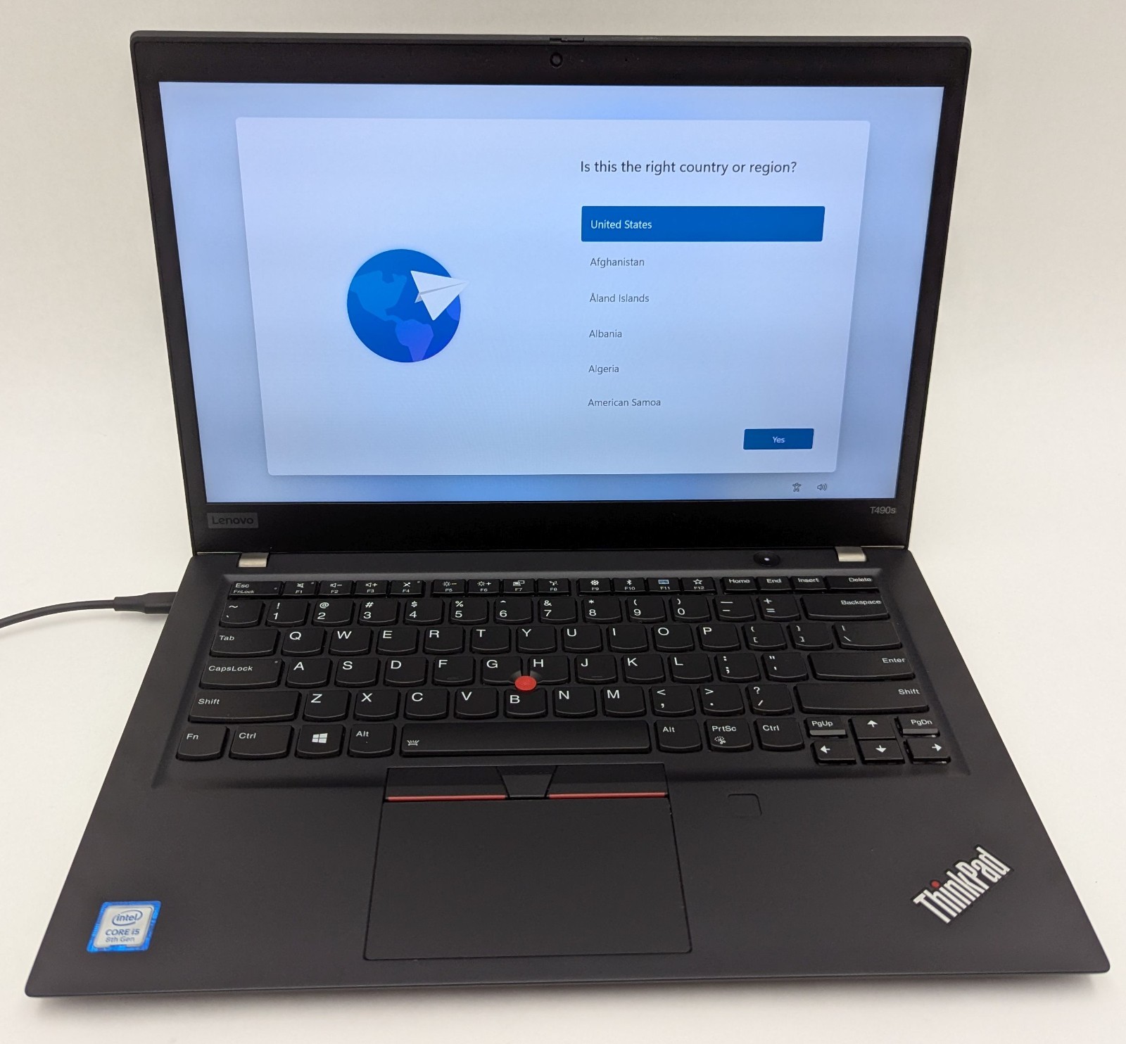 Lenovo ThinkPad T490s 14″ Laptop i5-8265U 1.60GHz 8GB RAM 256GB NVMe Windows 11