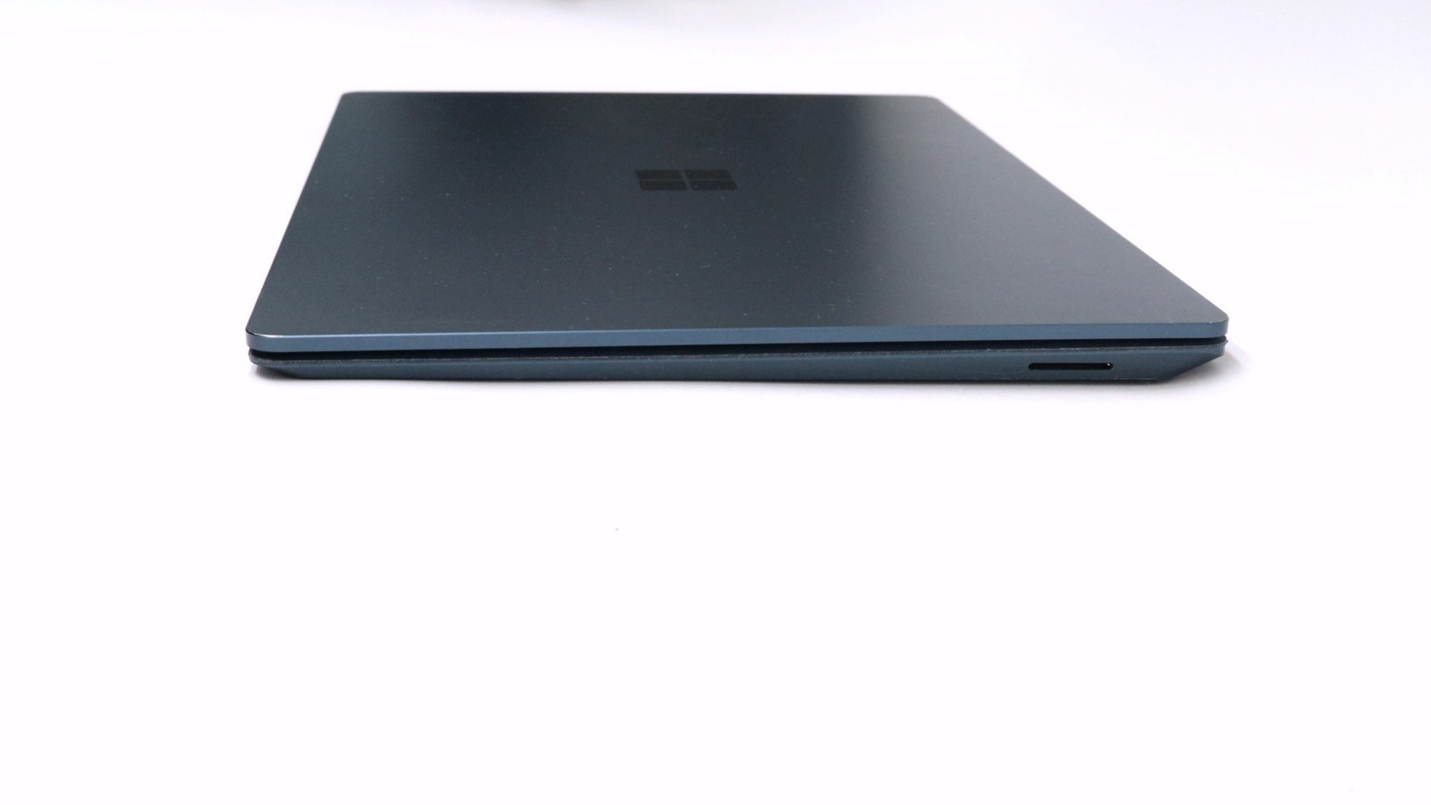 Microsoft Surface Laptop 3 14 Core i5 16GB 256GB Blue 2019