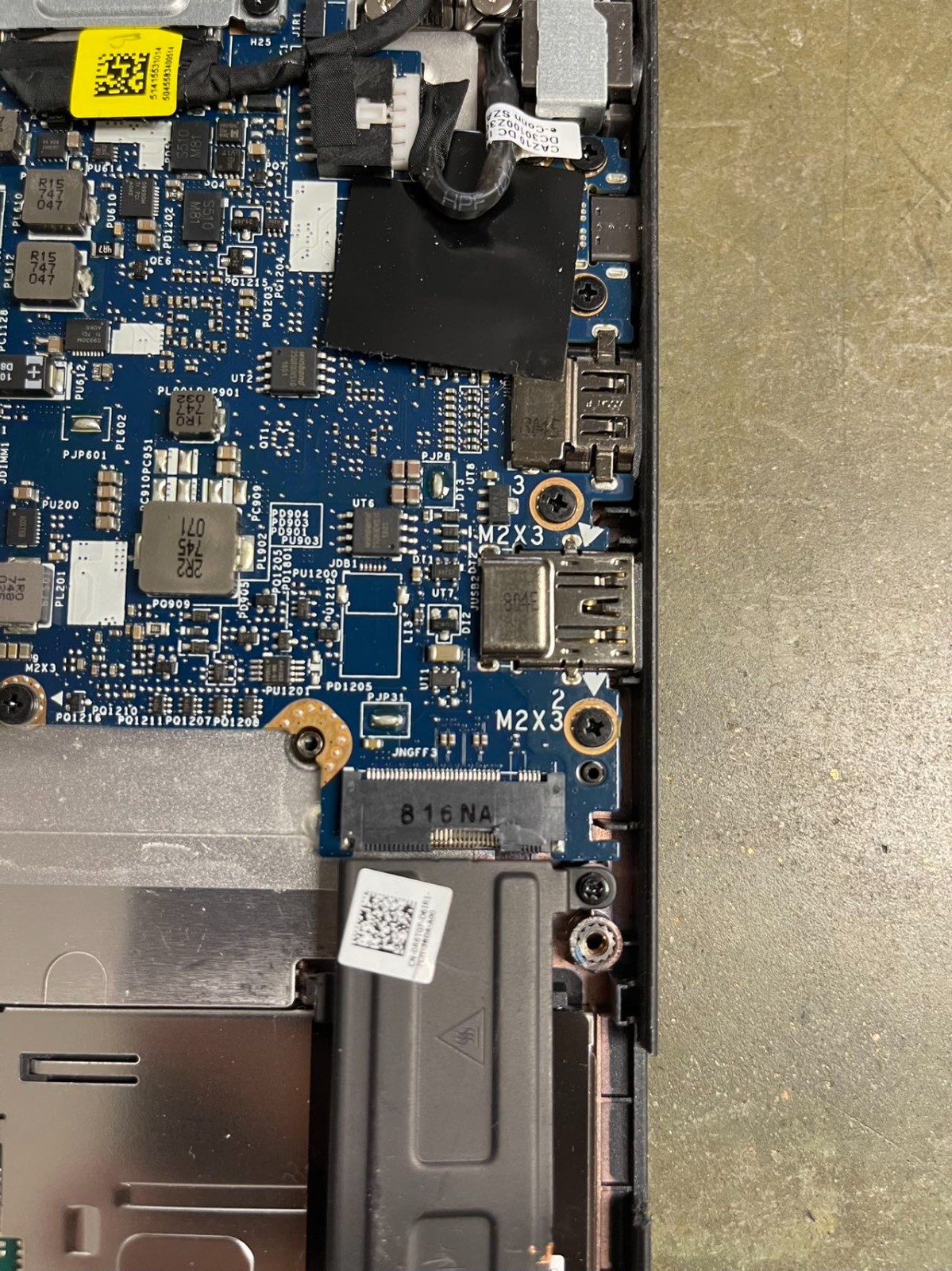 LOTX4 Dell Laptop Latitude 7280 Touchscreen 12.5″ i7-7600U MOTHERBOARD KEYBOARD