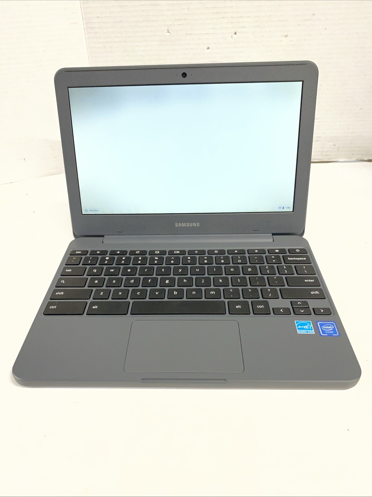 Samsung Chromebook XE501C13 – Intel Celeron 3060 2GB RAM 16GB SSD – OEM Charger