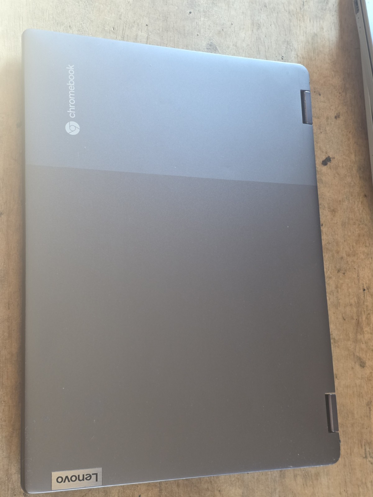 Lenovo IdeaPad Flex 5 14″ FHD+ Chrome 14IAU7 Laptop i3-1315U 8GB RAM 256GB Hing