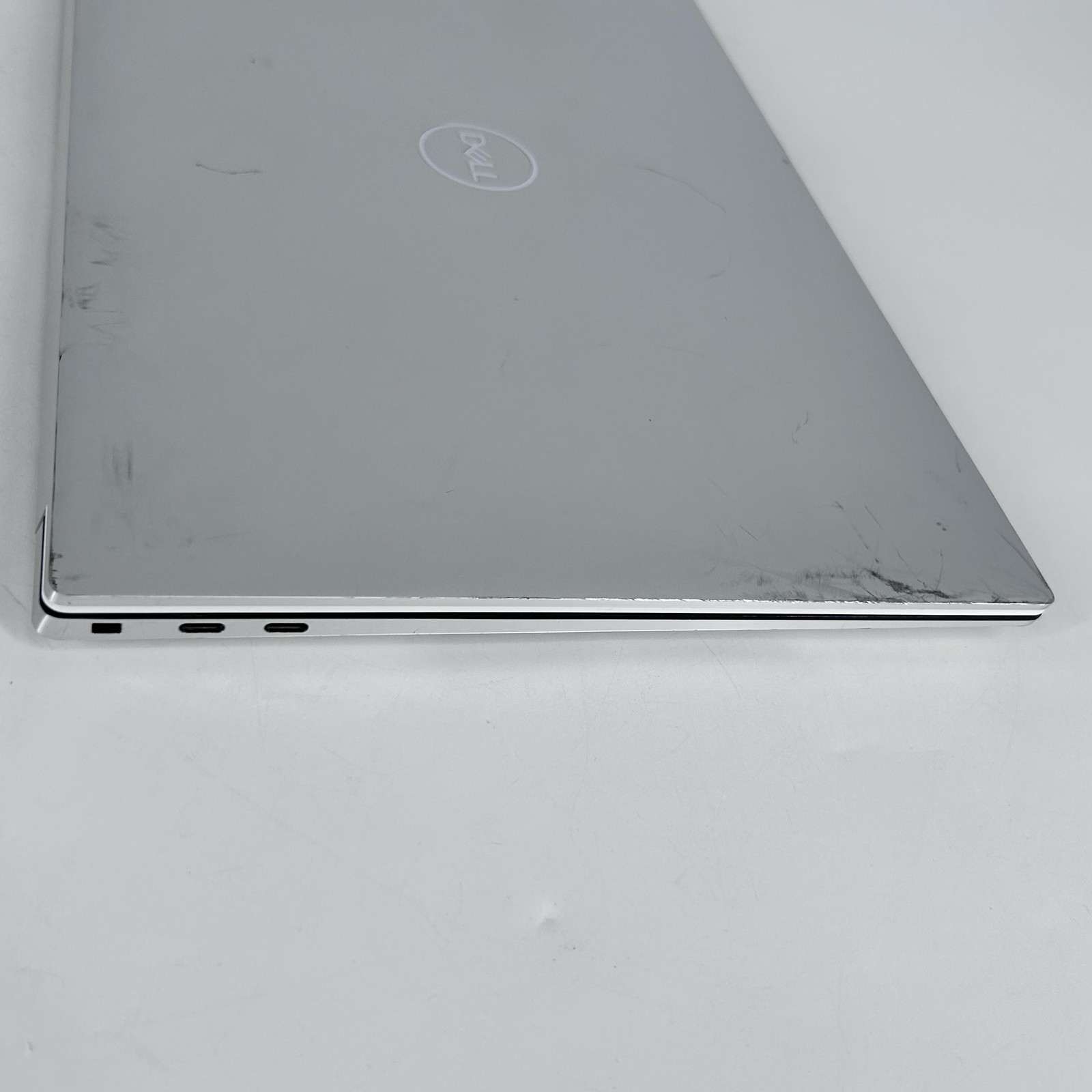 Dell XPS 15 9520 3.5K TOUCH 2.3 GHz i7-12700H 32GB 512GB SSD RTX 3050 Good