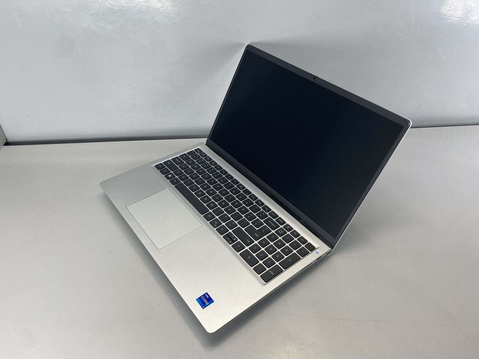Dell Laptop 15 DC15250 15.6″ Intel Core i7-1355U 1TB- Silver