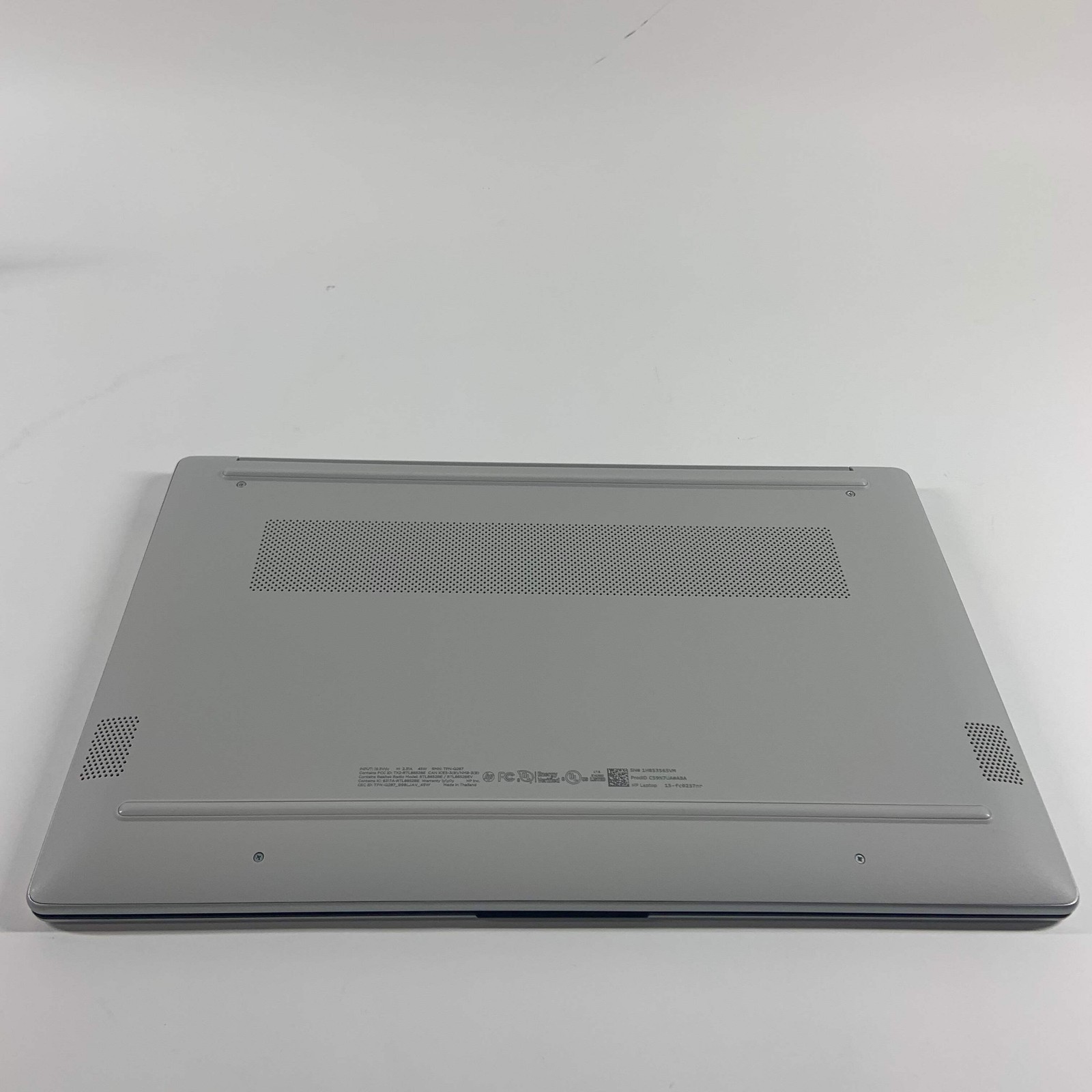 HP Pavilion 15-FC0237NR 15.6″ Ryzen 7 5825U 2.0GHz 8GB RAM 512GB SSD