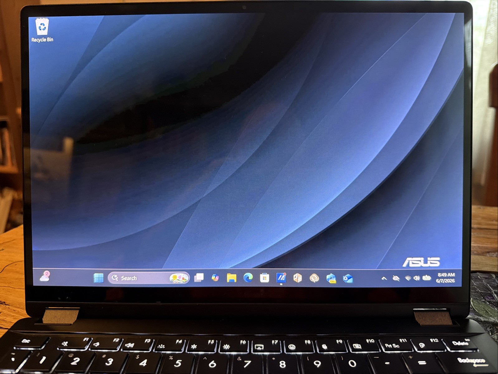 ASUS ProArt PX13 13.3″ 2-in-1 Convertible 3K 120Hz OLED Ryzen AI9 HX370 RTX4050