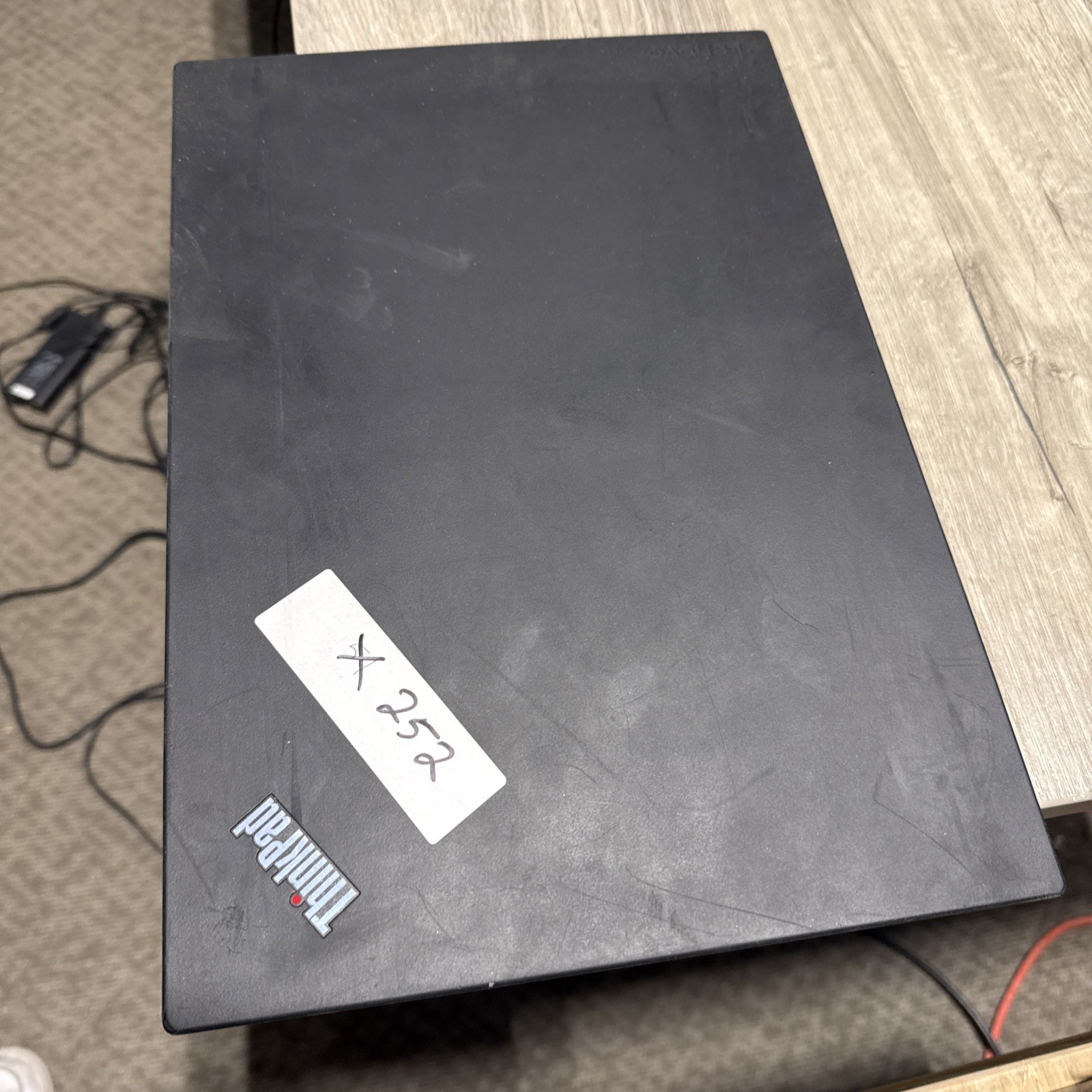 Lenovo ThinkPad P52s i7-8550U 1.80GHz 8GB DDR4 NO SSD NO OS *UNKNOWN GPU* Laptop