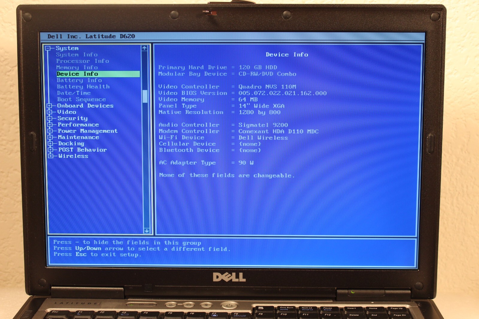 Dell D620 (1.83GHz/2GB/160GB/DVDRW) WXGA+ Windows XP PRO, SERIAL Port