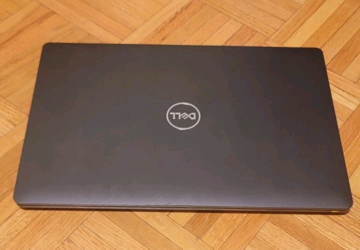 Dell Latitude 5501 15″ FHD i5-9400H 256GB SSD 16GB Windows 11 Pro