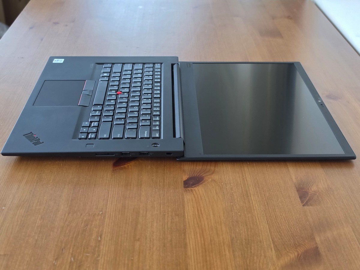 Lenovo ThinkPad P1 Gen 3 i7-10875H 16GB 15″ FHD 1920×1080 512GB SSD NVIDIA T1000
