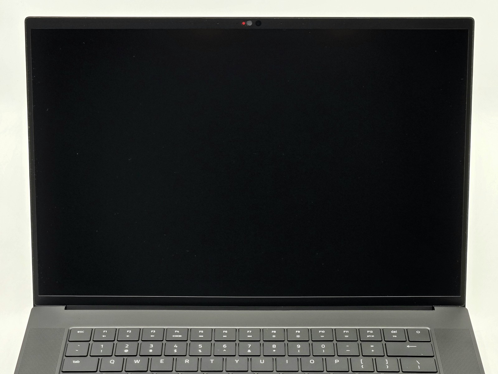 Razer Blade 16 – RZ09-0483 16″ 2560 x 1600 13TH I9-13950HX 1TB SSD 64GB W11