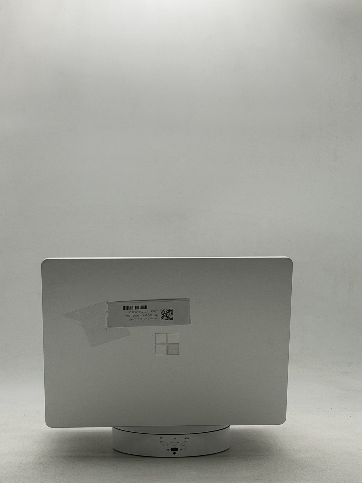 Microsoft Surface Laptop Go 12.3in i5-1035G1 16GB 256GB NO OS READ