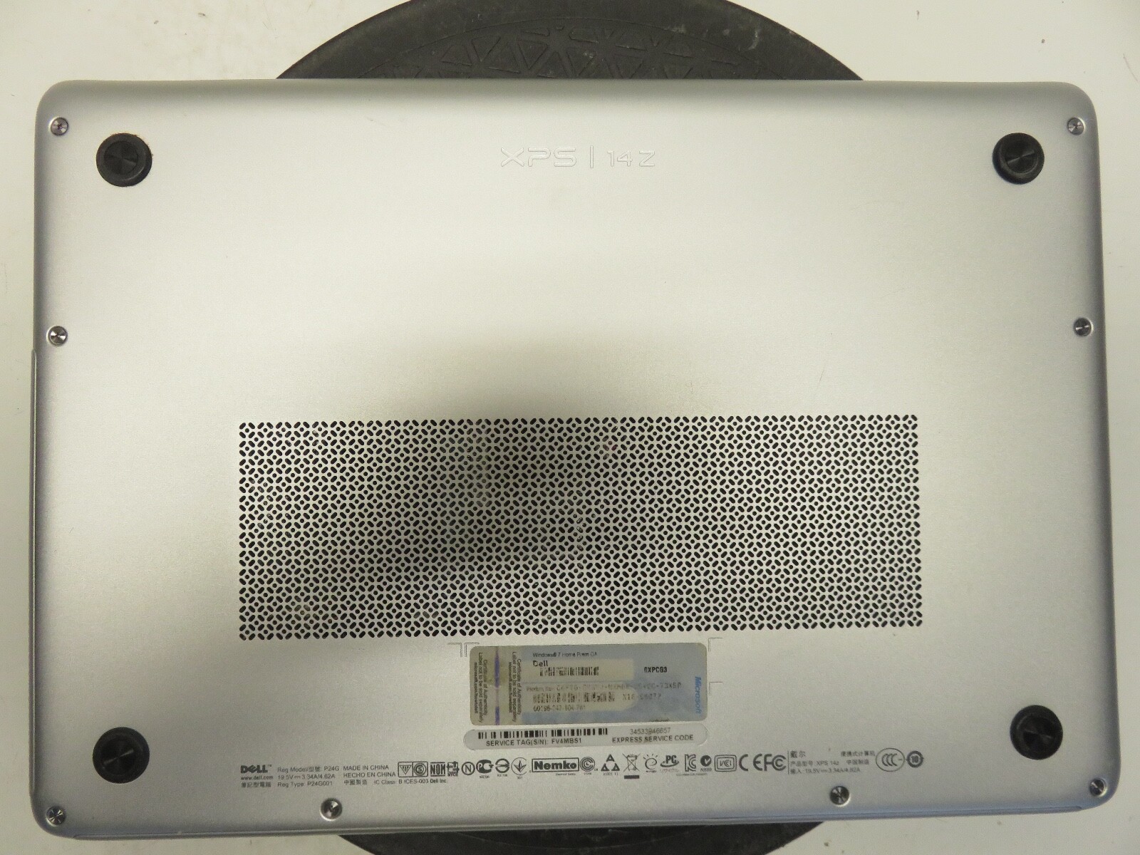 Dell XPS 14Z Intel i5-2450M 2.5GHz 8 GB NO HDD No Batt