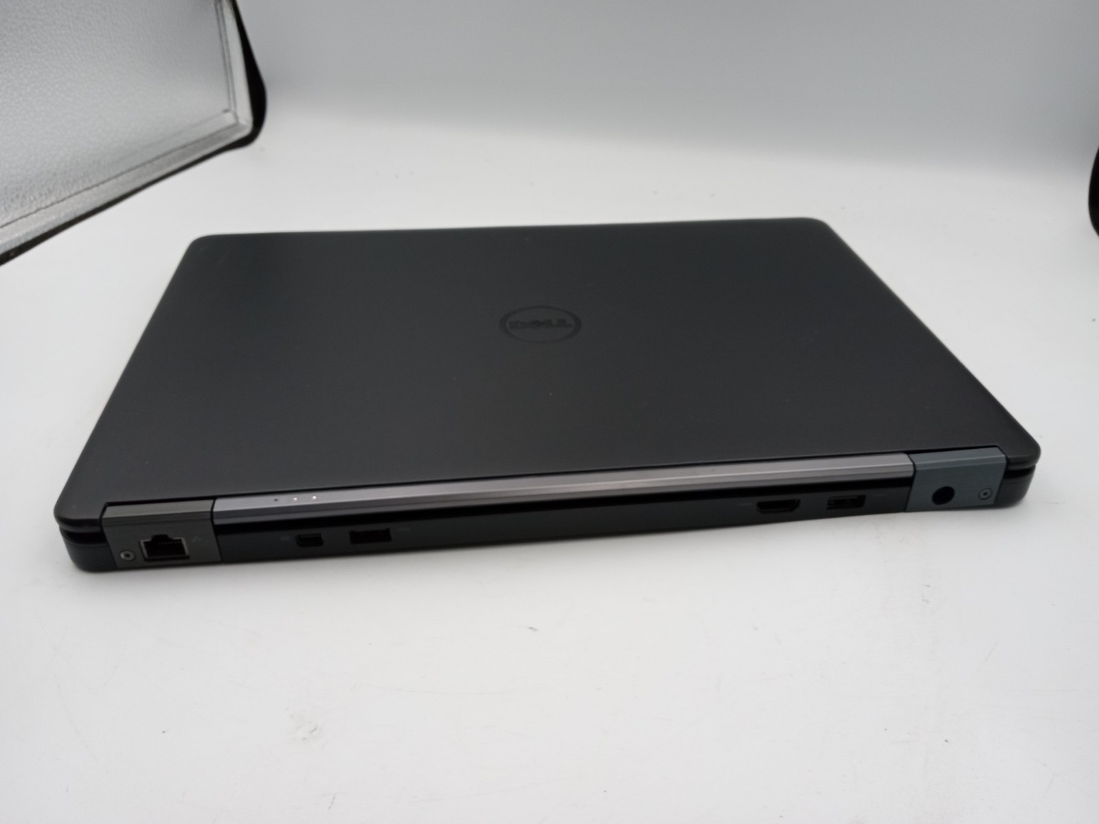 Dell Latitude e7450 14″ Laptop Intel i5-5300U 4GB RAM 128GB SSD Windows 11 -RR