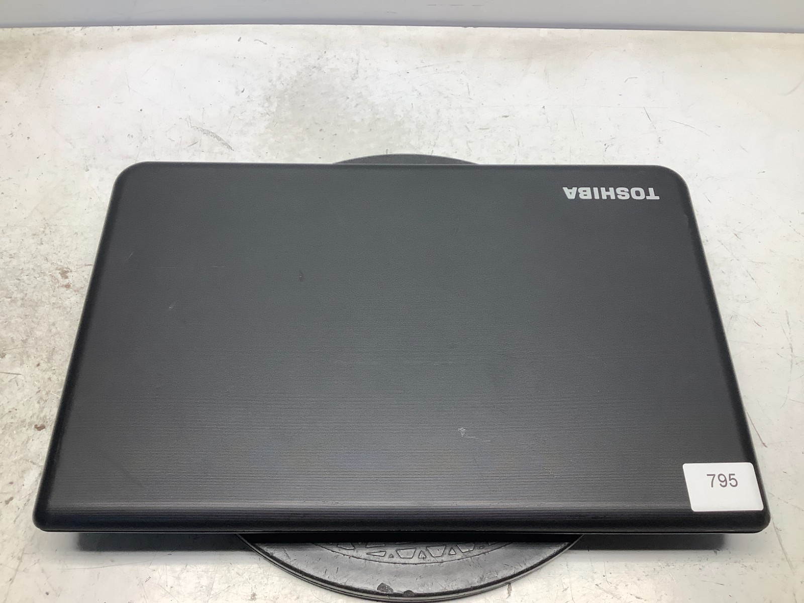Toshiba Satellite C50-A Intel i5-3230M 2.6GHz 6 GB NO HDD – BAD SCREEN