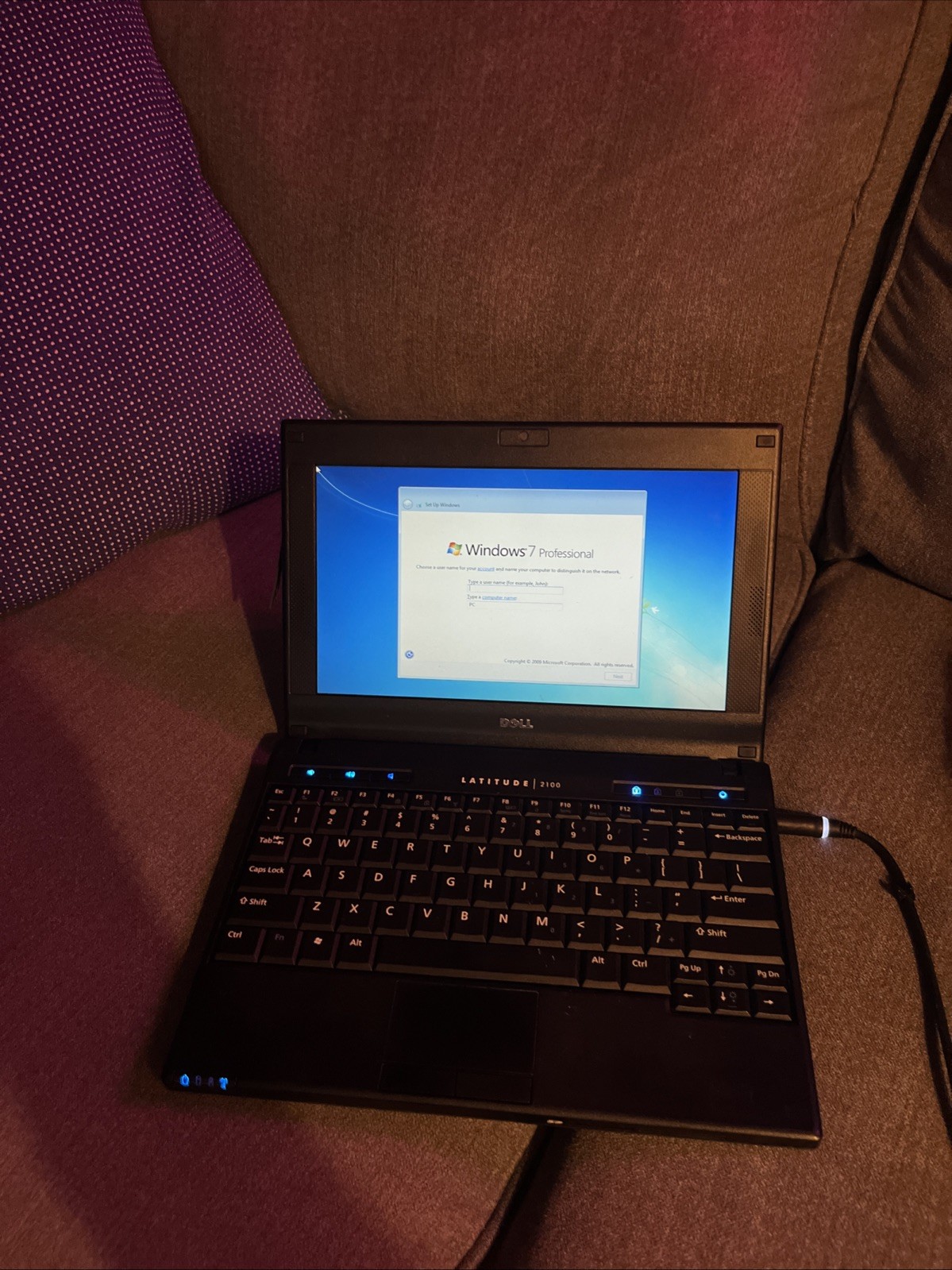 Dell Latitude 2100 Intel Atom N270 1.60GHz 2GB RAM Windows 7