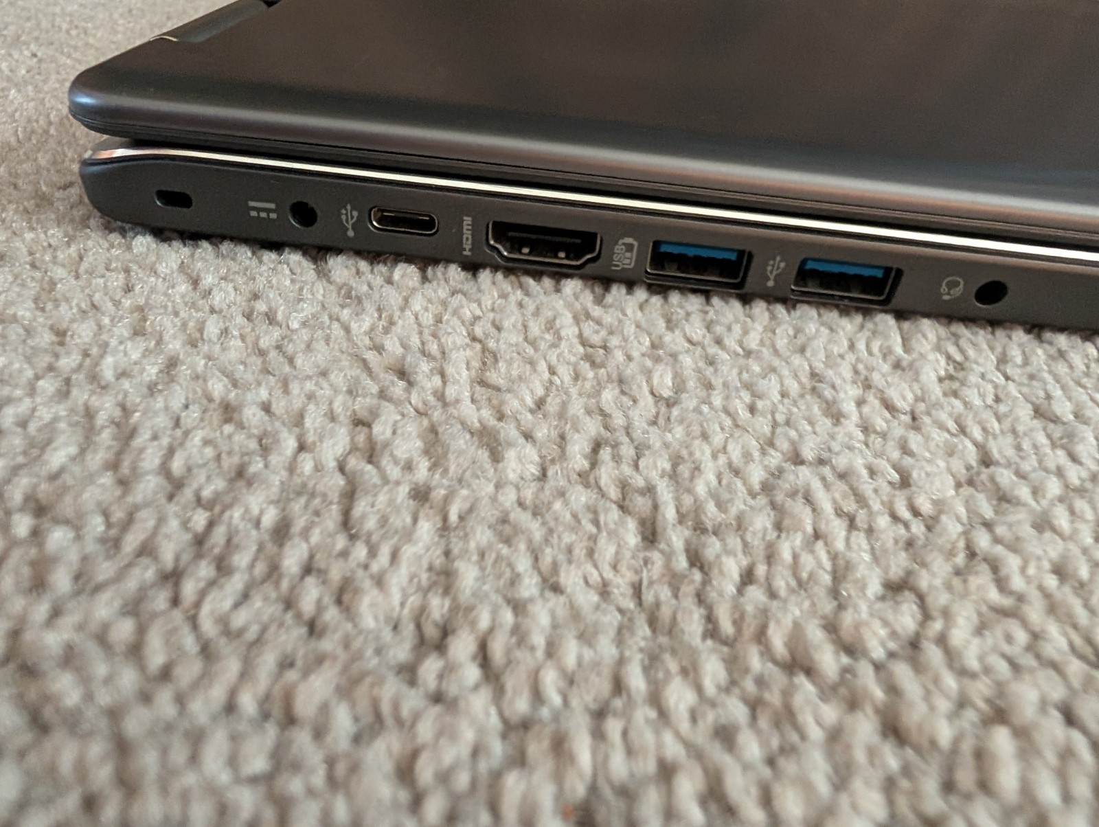 Acer Aspire R 15 Flip Laptop See Description