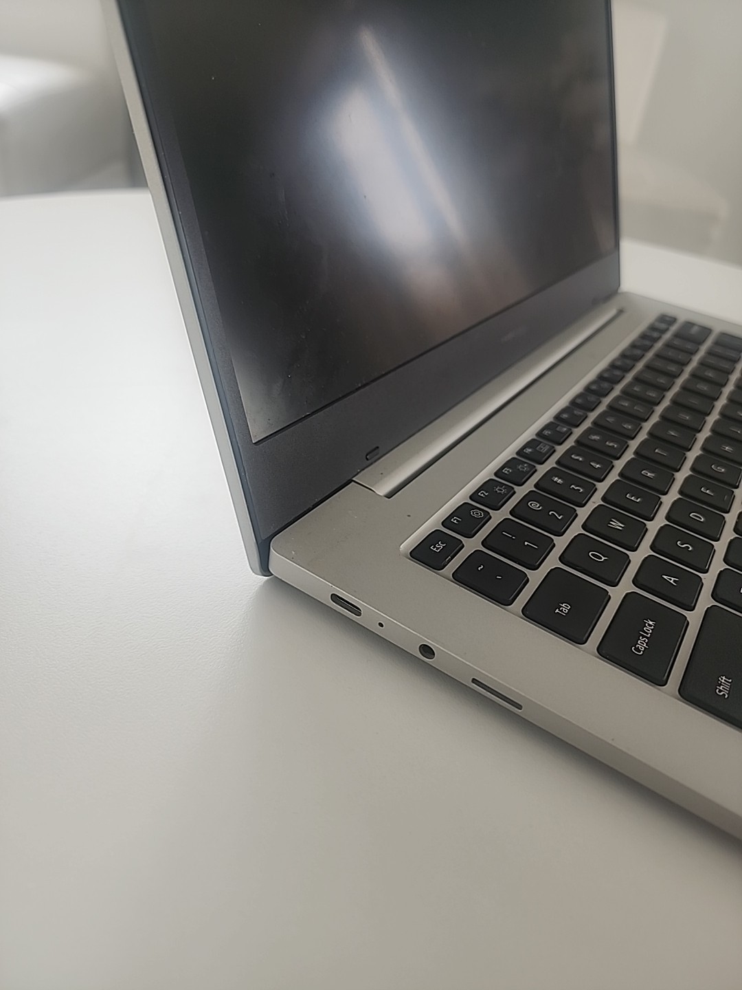 laptop computers for parts or repair