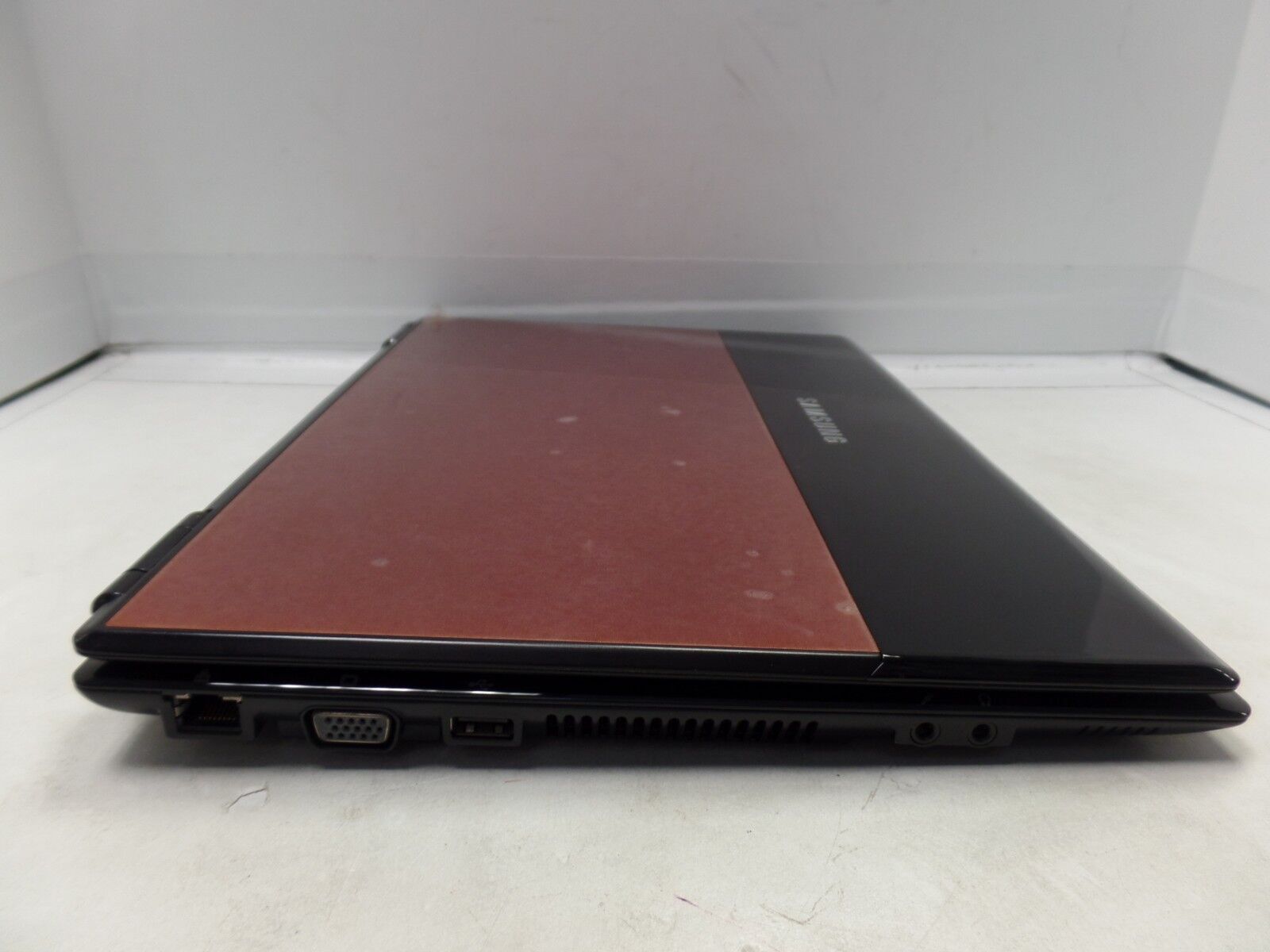 Rare 14.1″ Samsung Sens X460 2.26GHz P8400 4GB 250GB Win10 Pro GeForce 9200M
