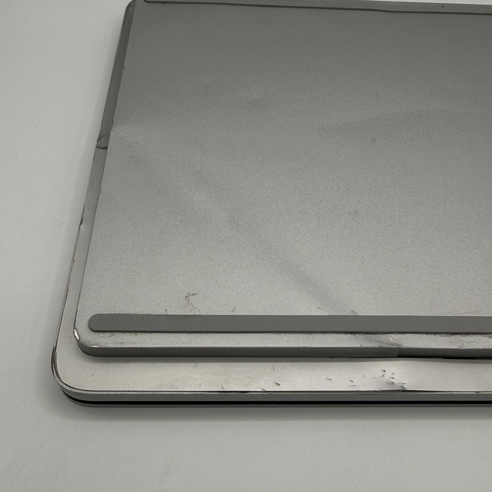 Microsoft Surface Laptop Studio 1964 14.4″ i7-11370H RTX 3050 Ti 16GB RAM 512GB