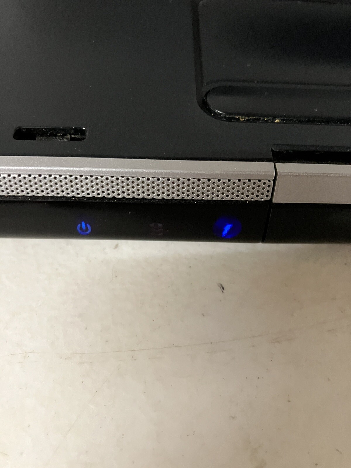 HP Pavilion DV1000 Laptop W/ Charger & Bag / For Parts or Repair