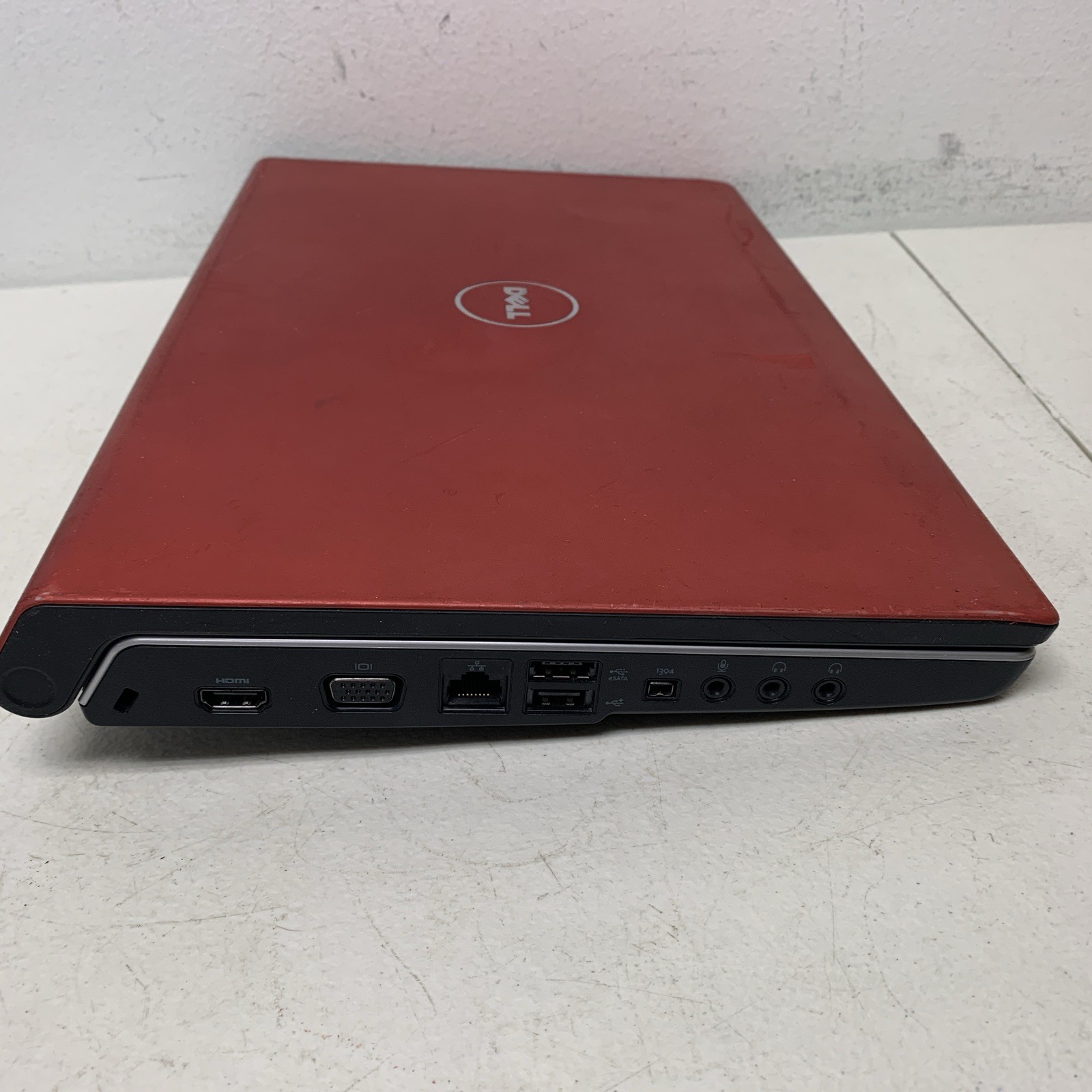 Dell Studio 1555 15.6″ 2duo P7450 2.13 GHz 4GB Ram 128 Gb SSD Wind 10 Home Read