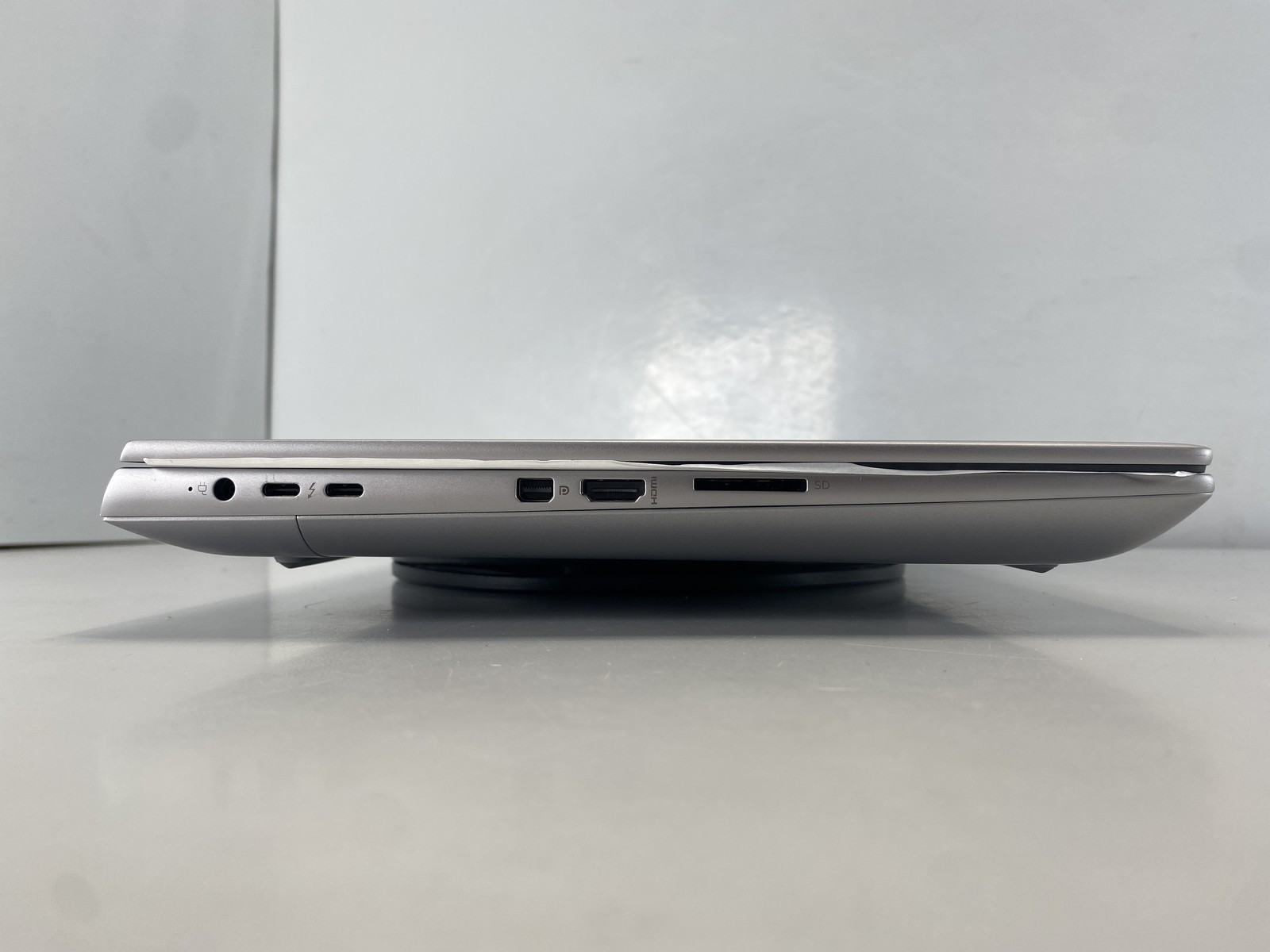 HP Laptop Zbook Fury 16 G11 16″ Intel Core i9-13950HX 1TB RTX 2000- Silver