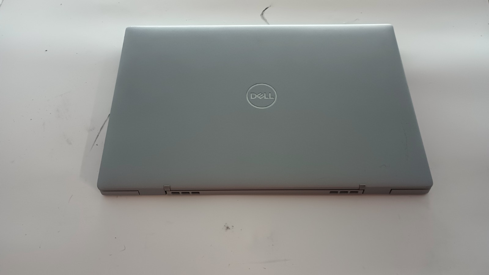 130112 Latitude3320 w/charger.i3-1115G4.4GB.128GB NVMe.13.3″FHD. W11.Sim&Nice!