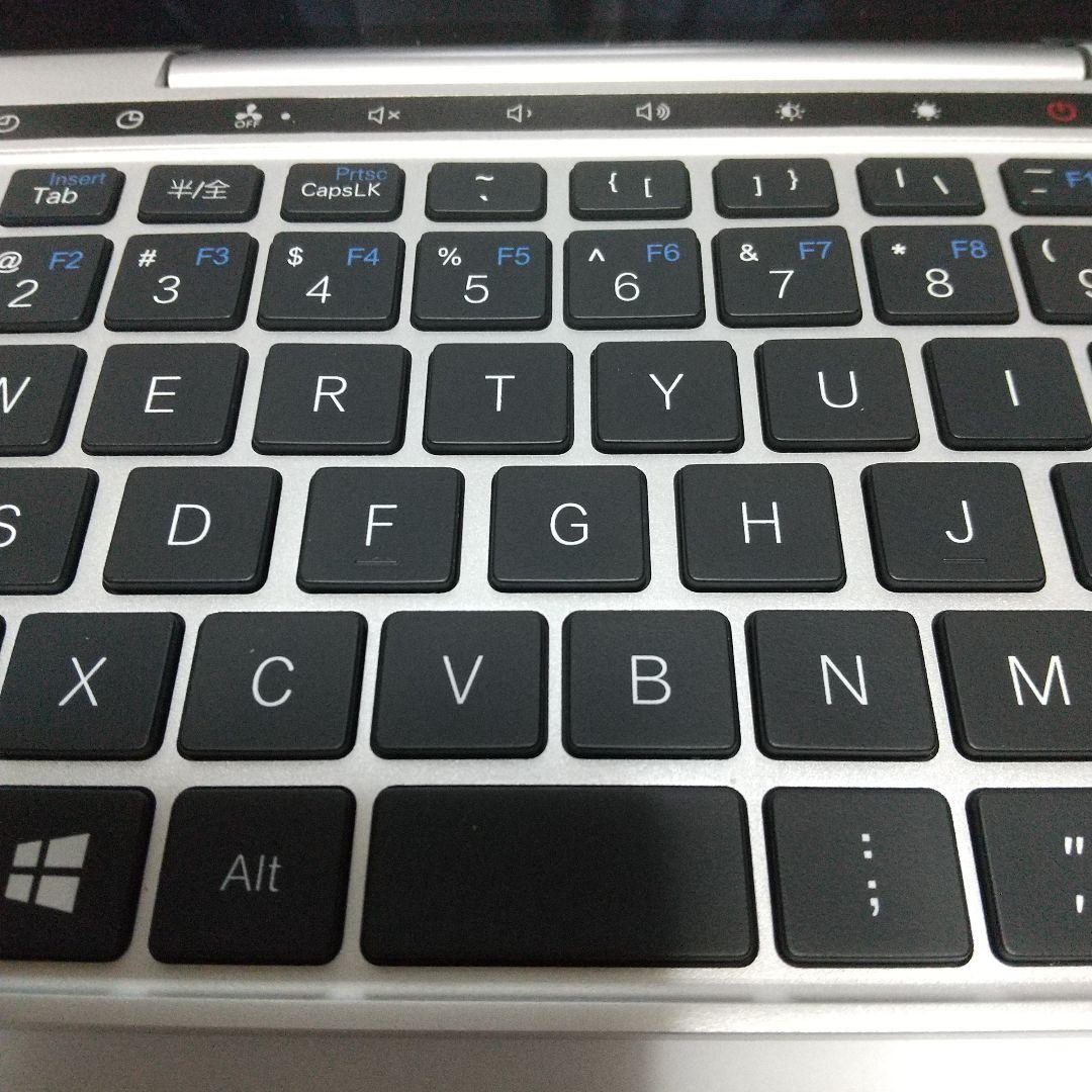 GPD Pocket 2 Mini Laptop m3-8100Y 7″ Windows 11 UMPC 8GB RAM SSD 128GB in stock