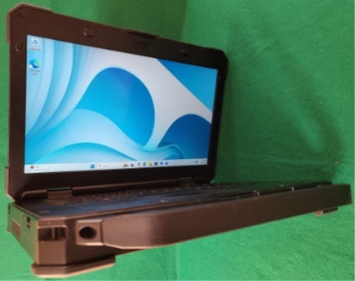 Dell Latitude 5424 Rugged Extreme i5-8350U 3.6GHz 16GB 512B SSD CAM DVD-RW WIN11