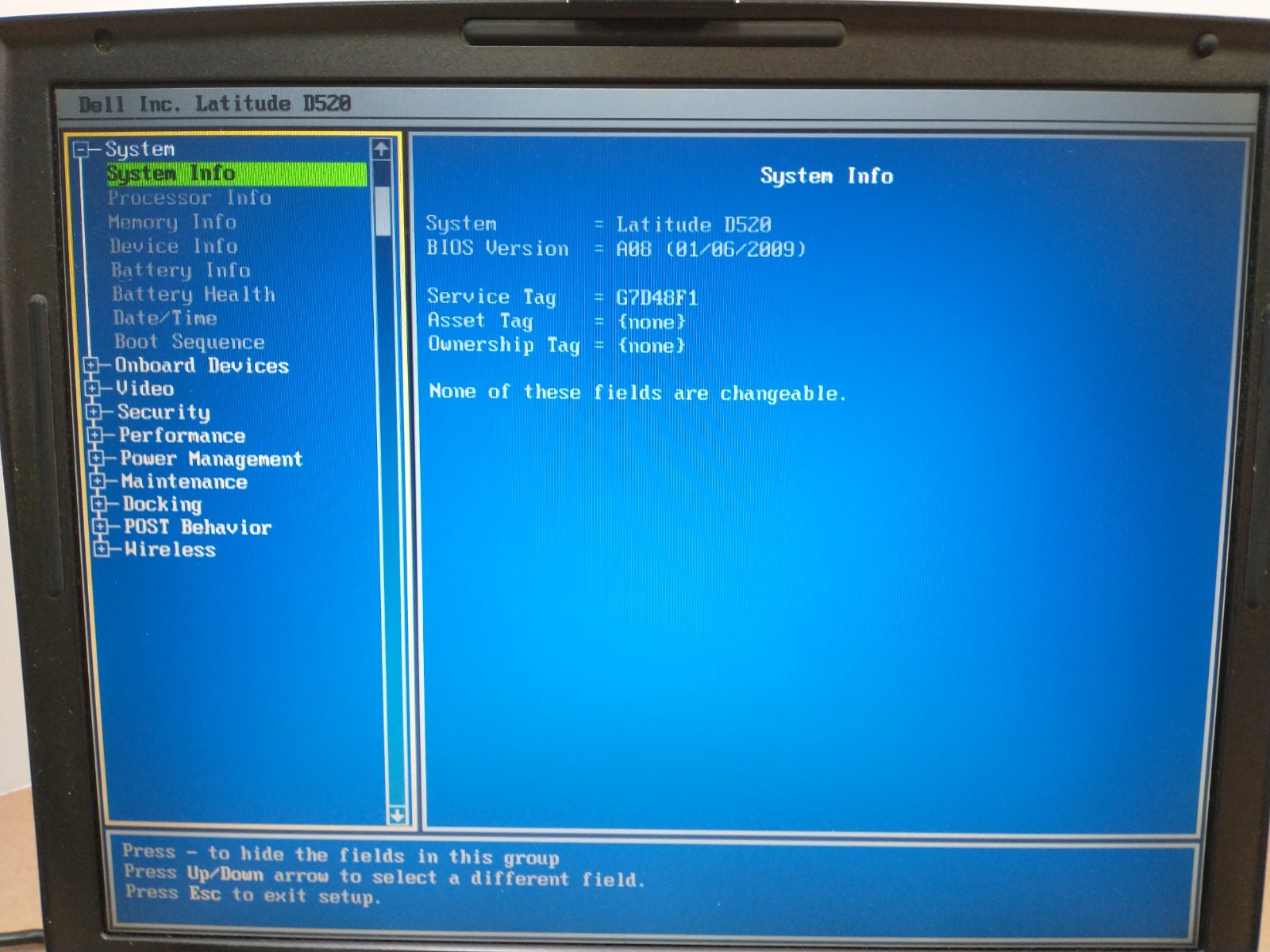 Debian12 Dell Latitude D520 – 15″ LCD/2.00GHz/4GB RAM/240GB SSD HD/SERIAL